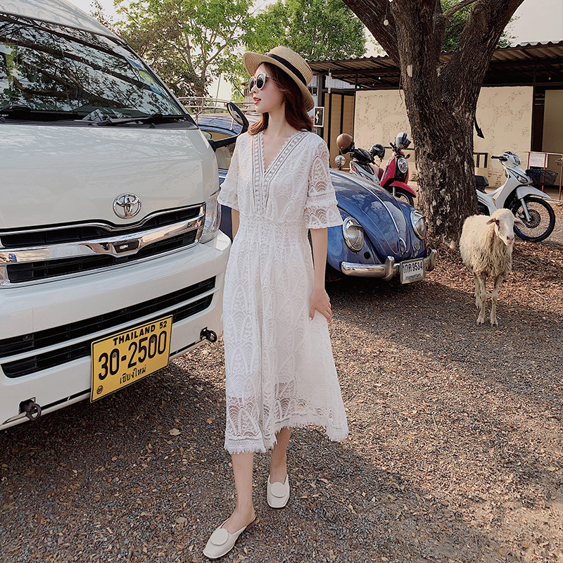 送料無料 ワンピース ミモレ丈 ロングワンピース 五分袖 Vネック レース 透け感 ボヘミアン きれいめ 上品 大人可愛い ガーリー フェミニン ホワイト 白 春夏 リゾート 海 ビーチ 海水浴 デート お出かけ ママコーデ Eine Katze