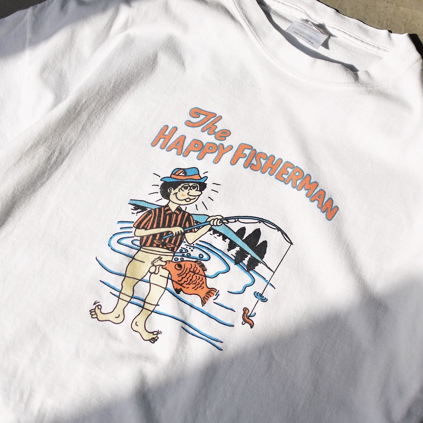 Vintage 90's【Hanes】"THE HAPPY FISHERMAN" T-shirt の画像 3