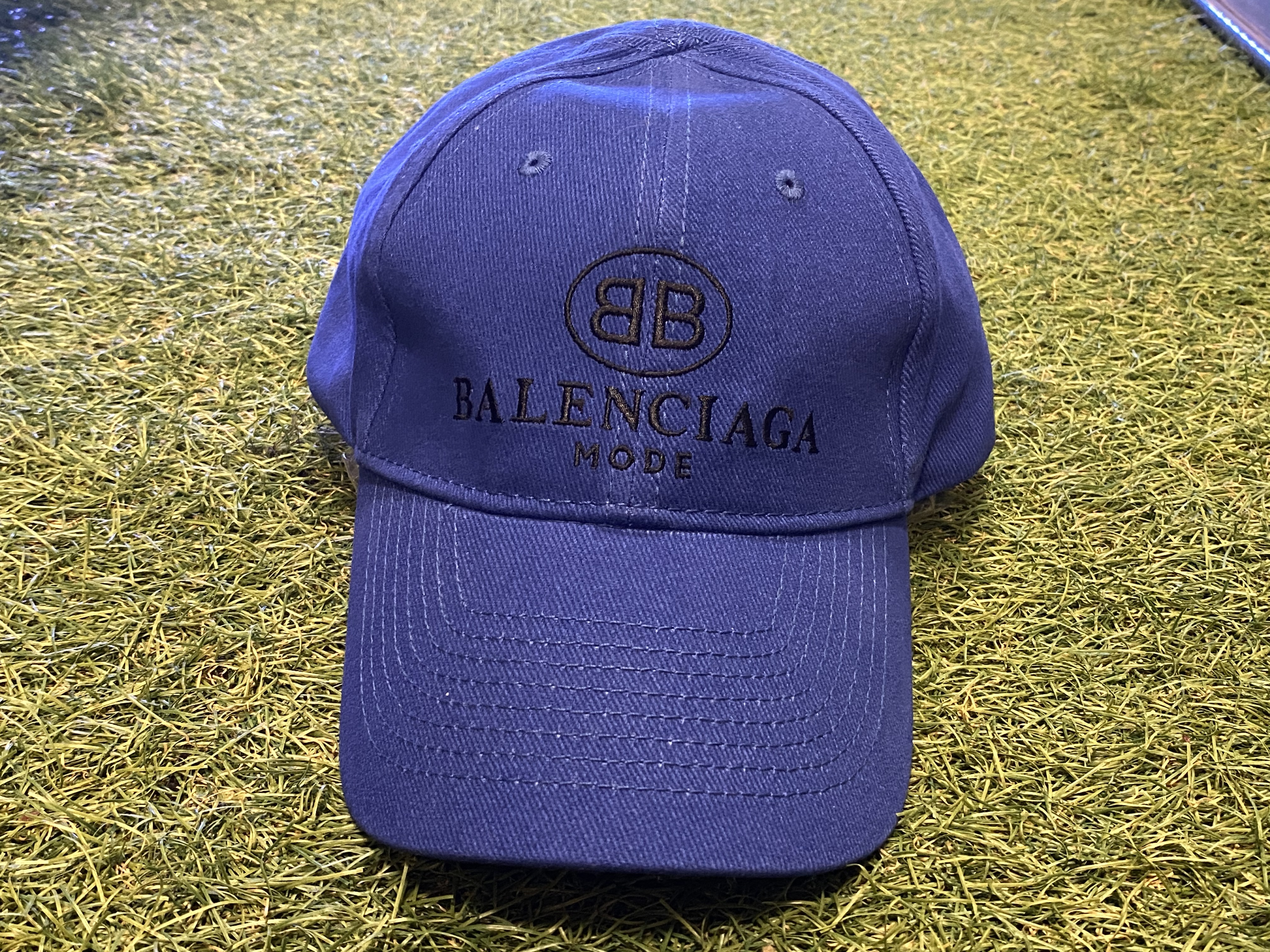 balenciaga cap blue