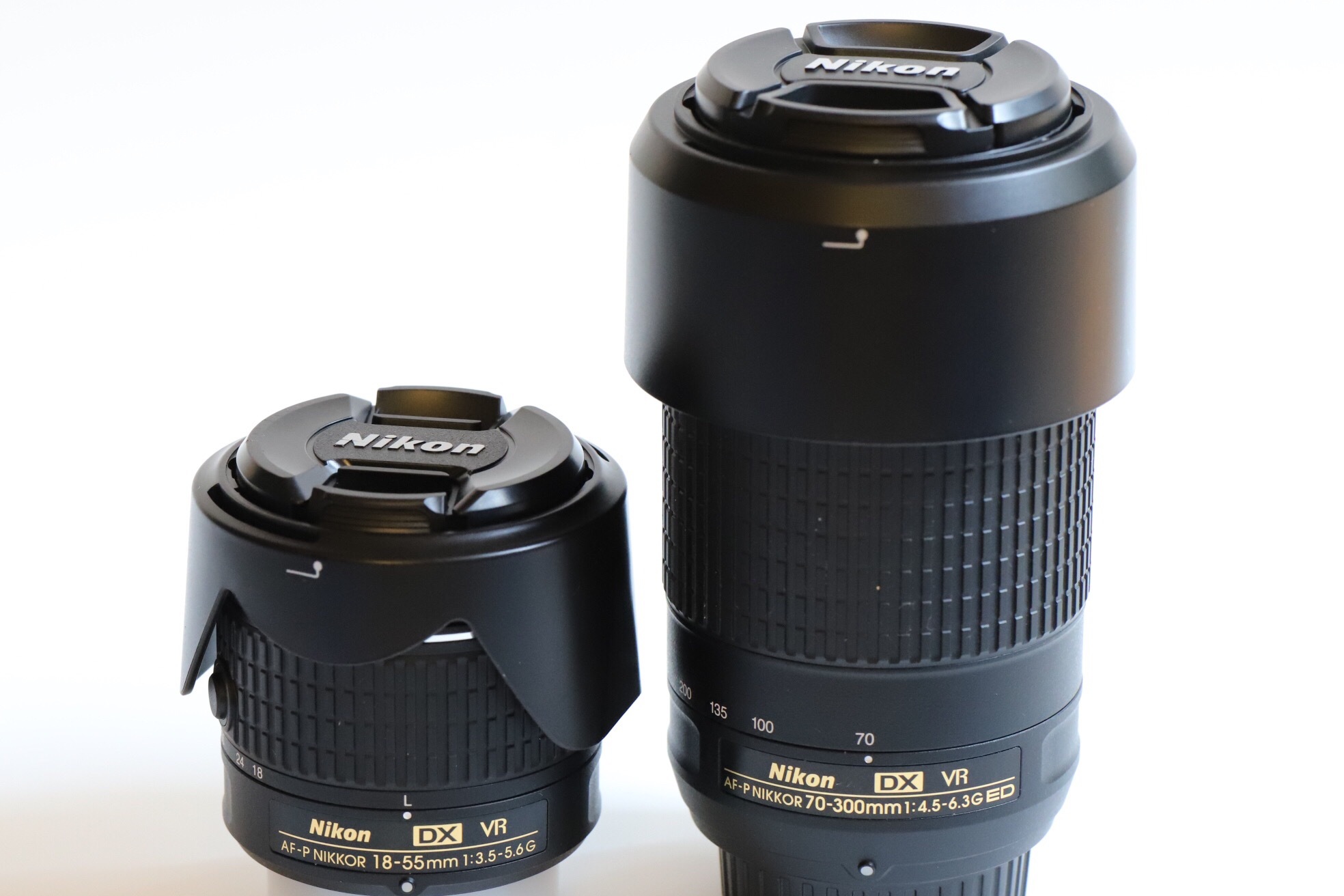 ニコン D3500 レンズフード ニコン D3500 レンズフード