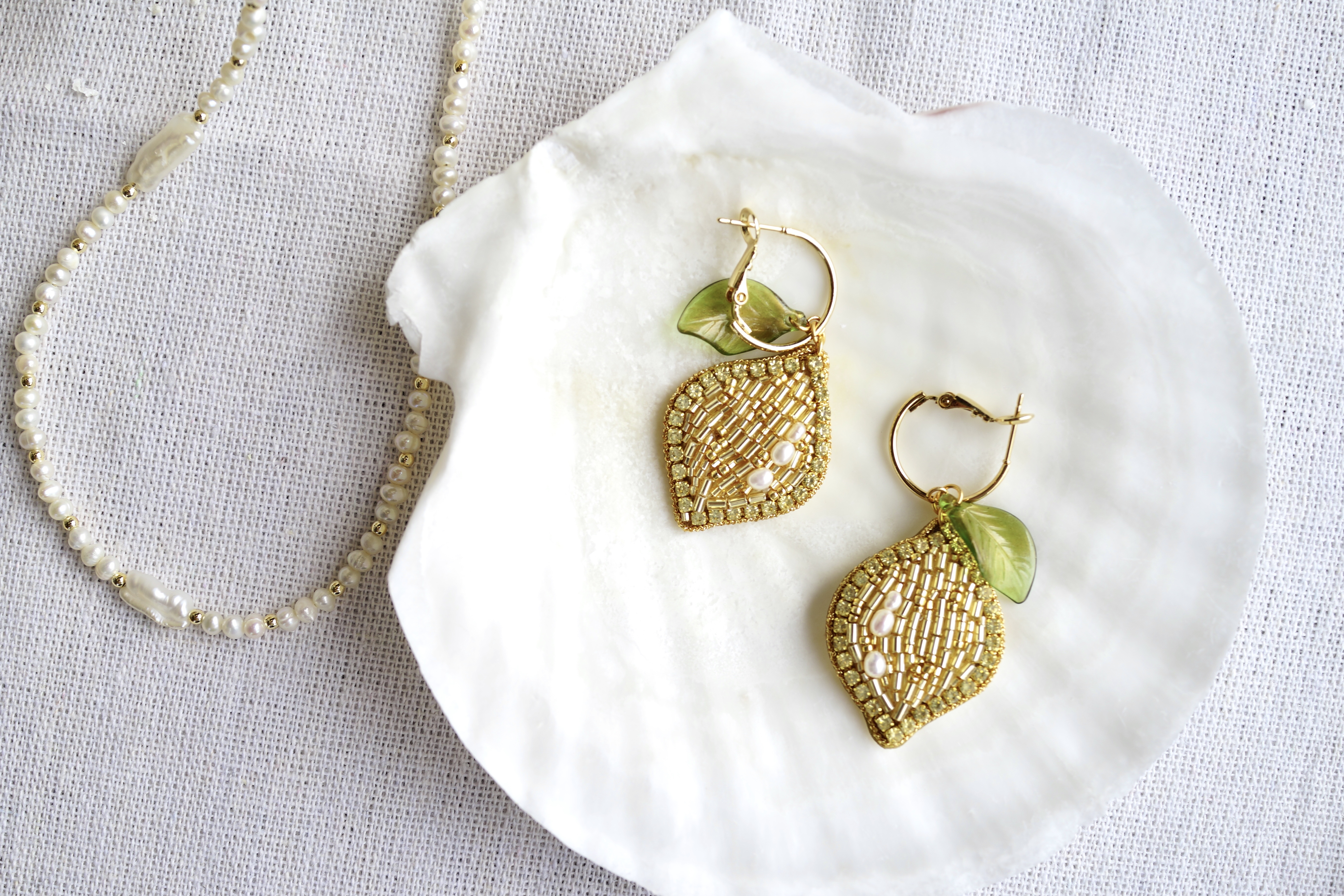 【刺繍ジュエリー】Lemon! ▽注文時に、ピアス/イヤリングお選びいただけます。