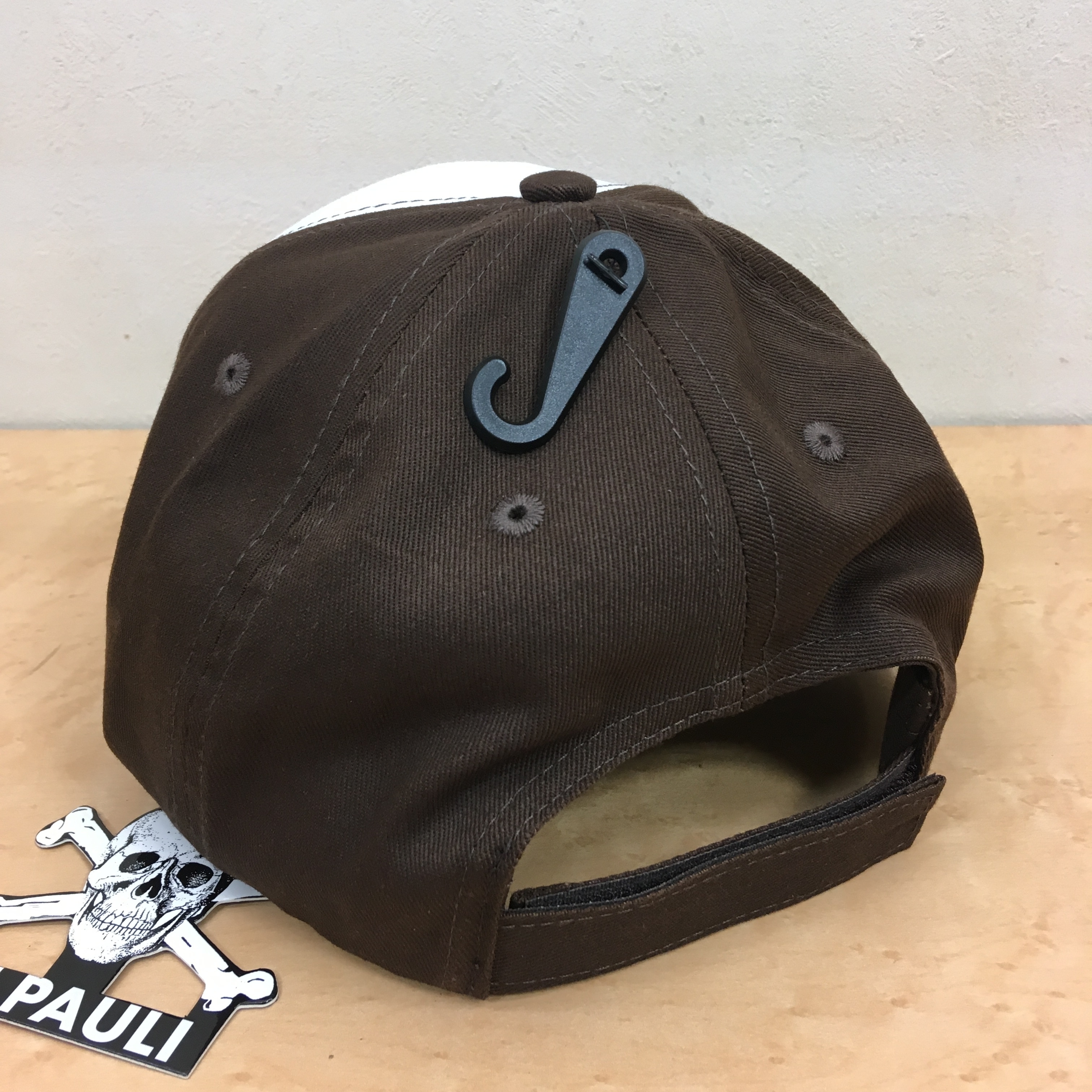 ザンクトパウリ グッズ オリジナルベースボールキャップ Fc St Pauli チームロゴ Freak スポーツウェア通販 海外ブランド 日本国内未入荷 海外直輸入 ザンクトパウリ グッズ オリジナルベースボールキャップ Fc St Pauli チームロゴ Freak スポーツウェア通販 海外ブランド 日本国内未入荷 海外直輸入
