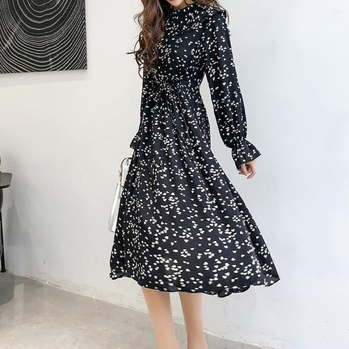 ワンピース ロングワンピース ロングシャツワンピース シャツワンピースロング丈 大きいサイズ ロングワンピース春 ロングワンピース長袖 ワンピースドレス ロングドレス リゾートワンピース ロングワンピース黒 黒 白 フリル ハート柄 Viento ワンピース ロングワンピース ロングシャツワンピース シャツワンピースロング丈 大きいサイズ ロングワンピース春 ロングワンピース長袖 ワンピースドレス ロングドレス リゾートワンピース ロングワンピース黒 黒 白 フリル ハート柄 Viento