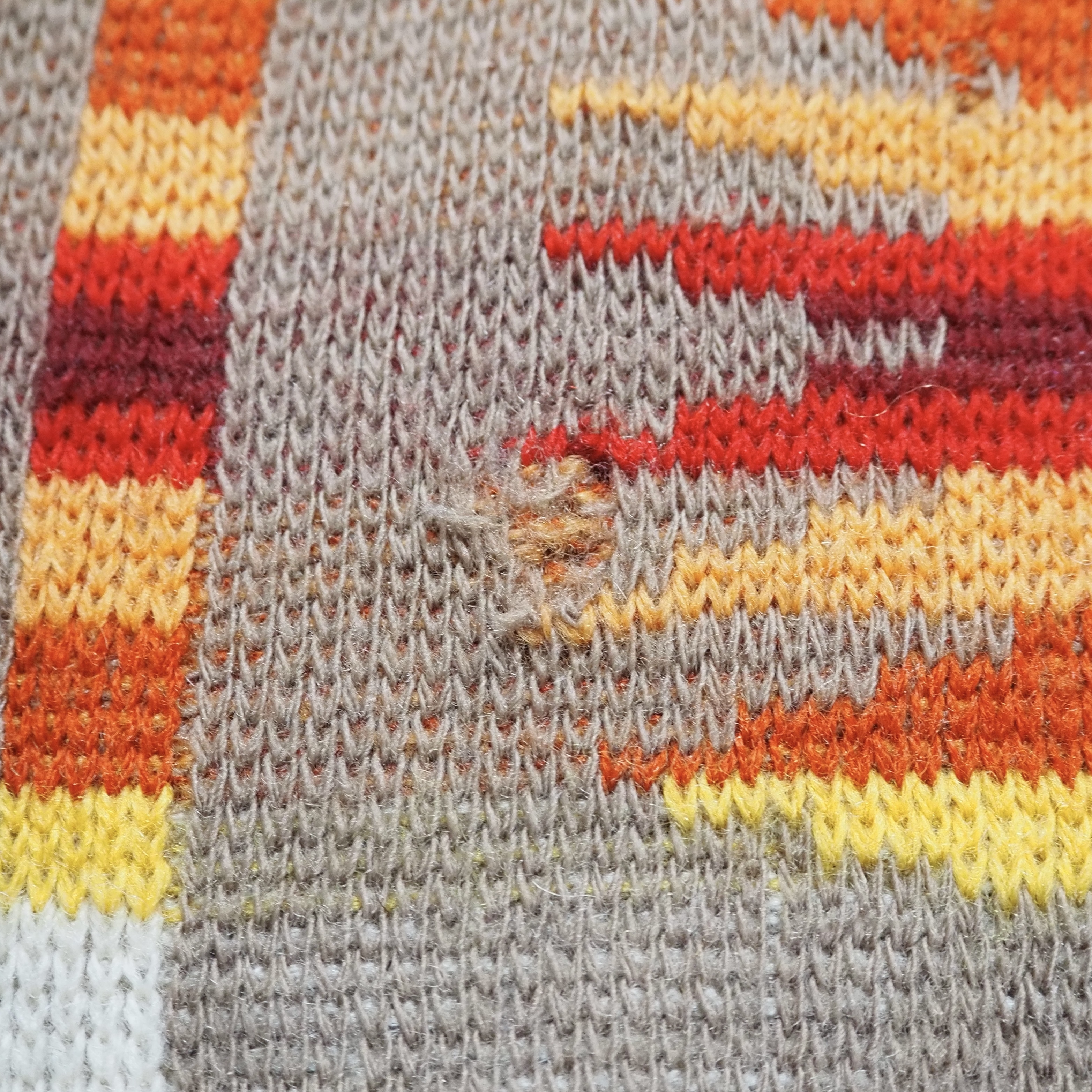 70’s-80’s Pendleton ウールニット ネイティブ柄 の画像 9