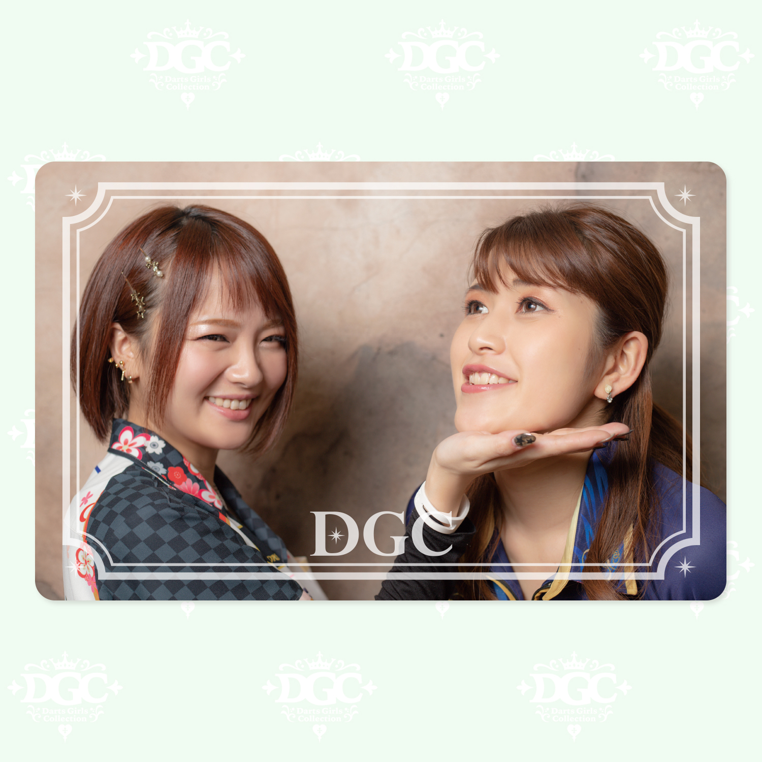 ダーツカード 岩田夏海 鈴木美保 No 01 Dgc ダーツガールズコレクション