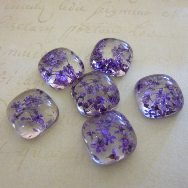 １２ スクエア レジンカボション 小花ドライフラワー 紫 1p Rue Sepia