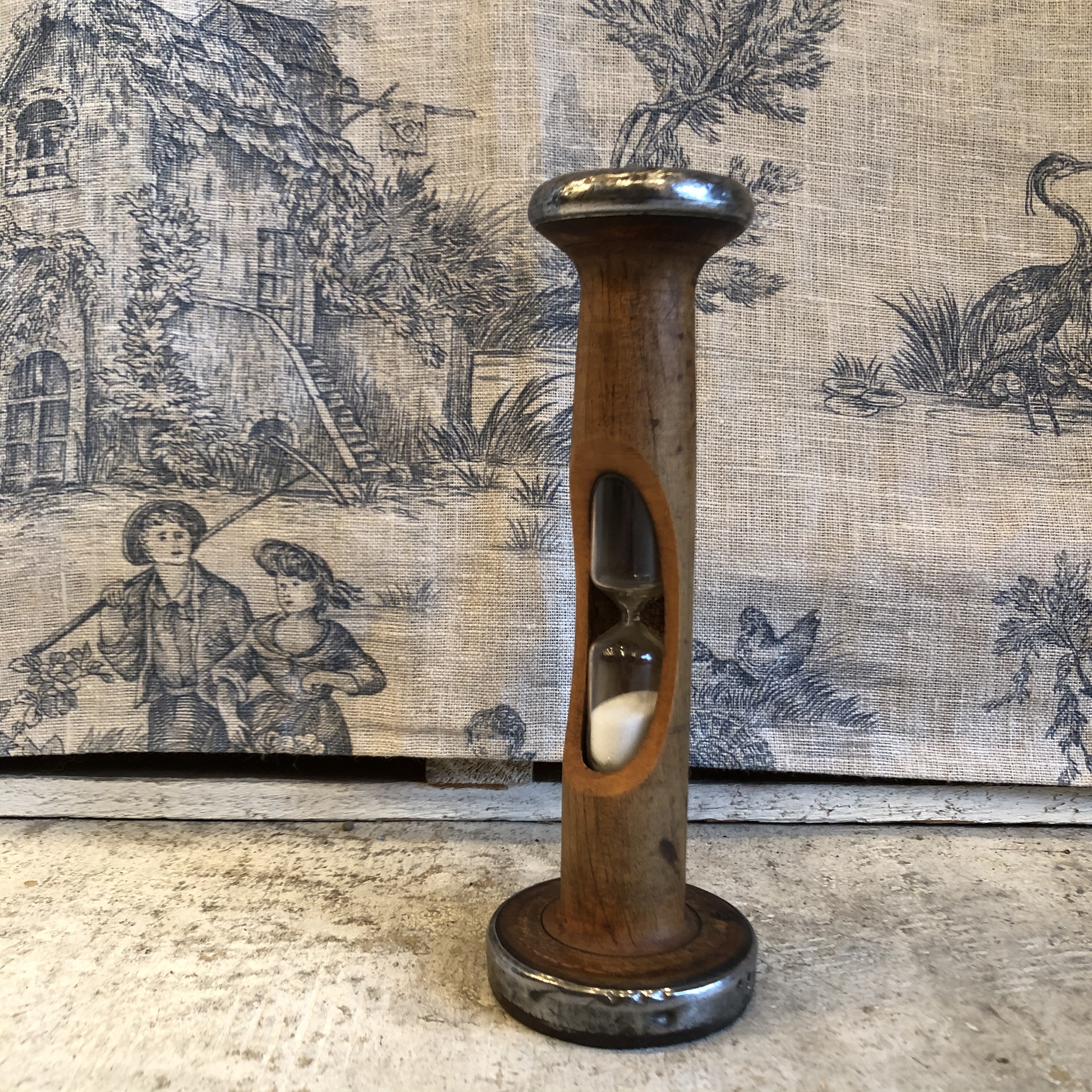 Vintage 木製糸巻き スプール型の砂時計 Re Shop Vintage 木製糸巻き スプール型の砂時計 Re Shop