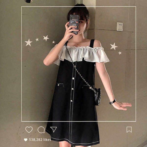 オフショルワンピース レース 黒 ボタンワンピース 肩出し オルチャンファッション Sweetly