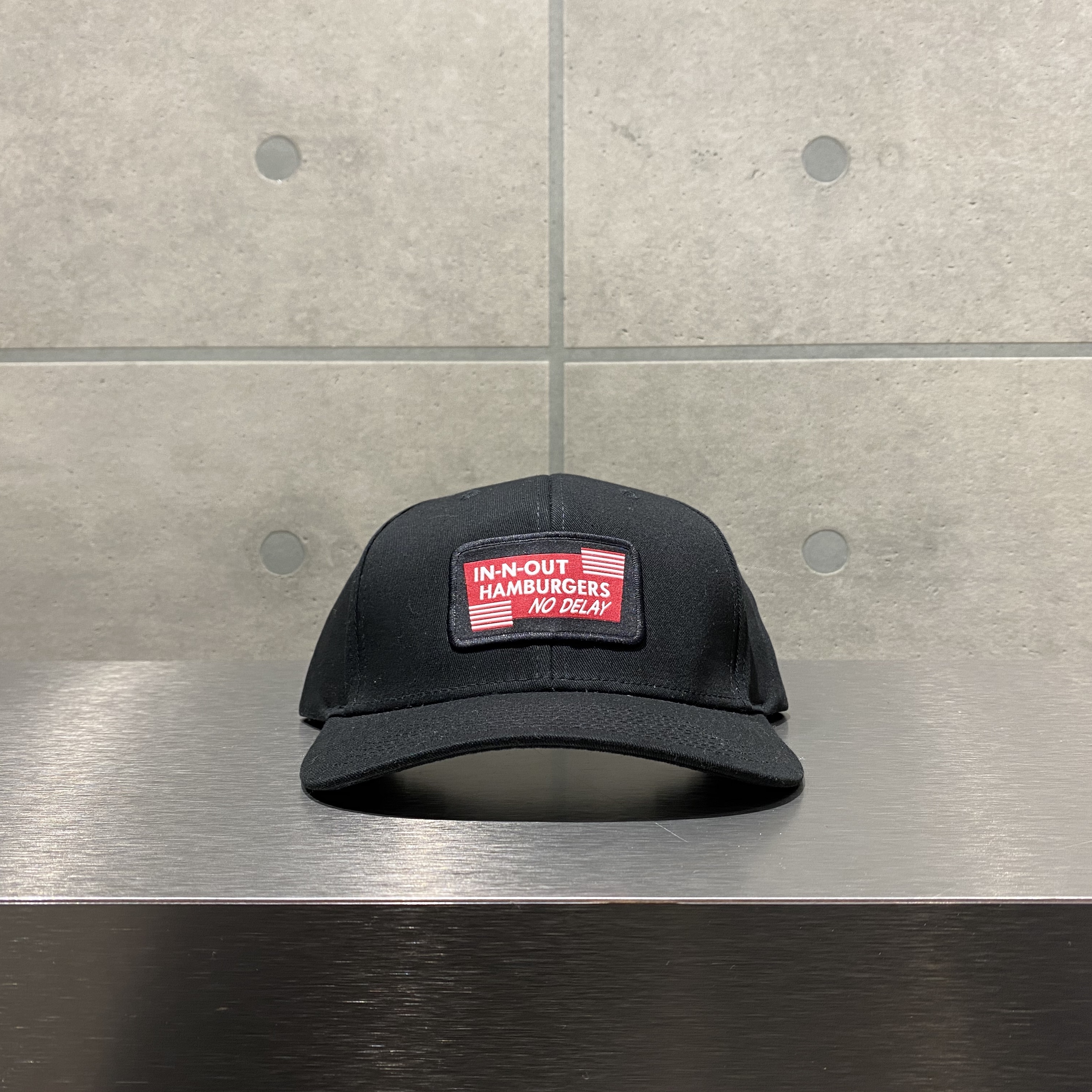 black golf hat