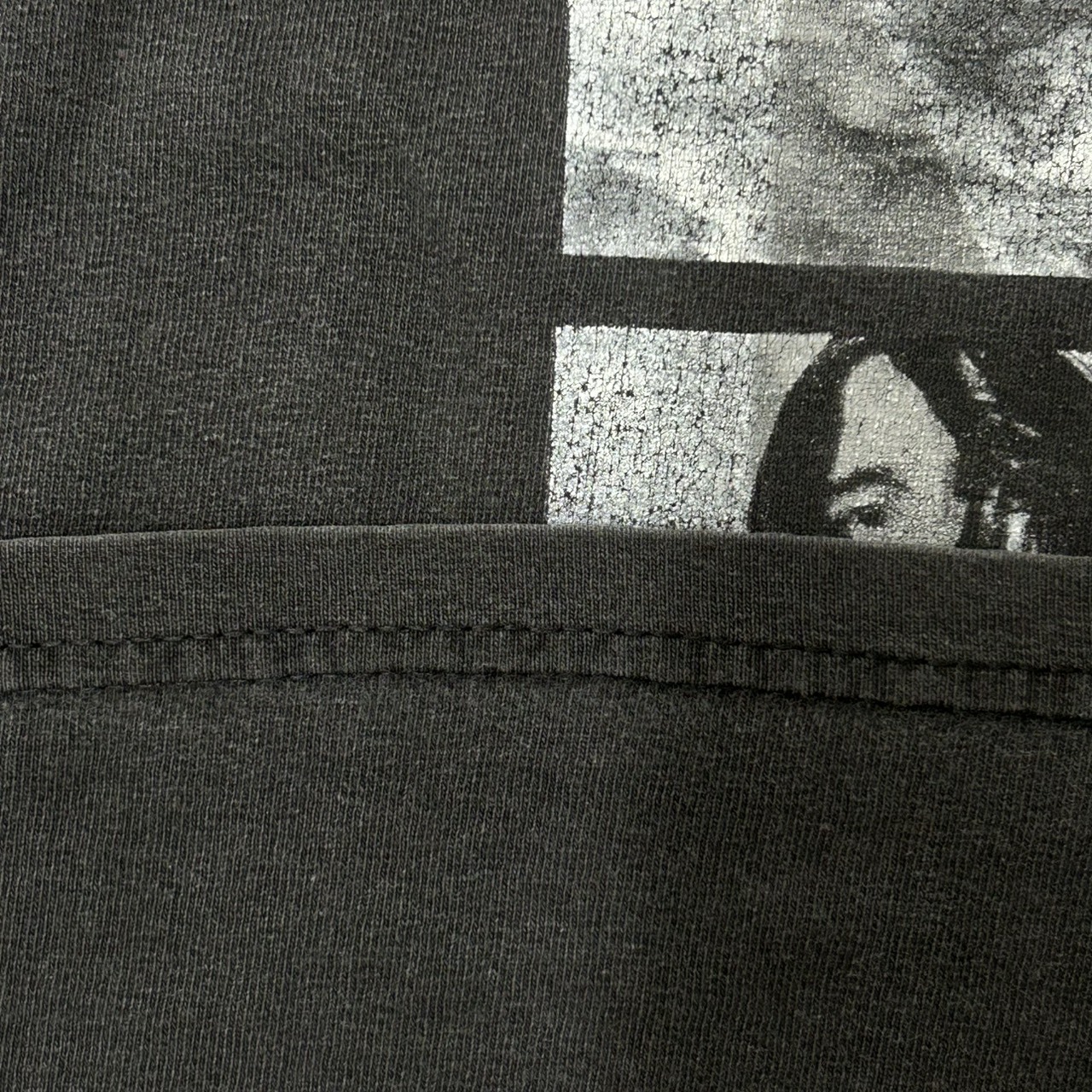 Red Hot Chili Peppers “Californication” Monochrome Band T-Shirt GILDAN L の画像 11
