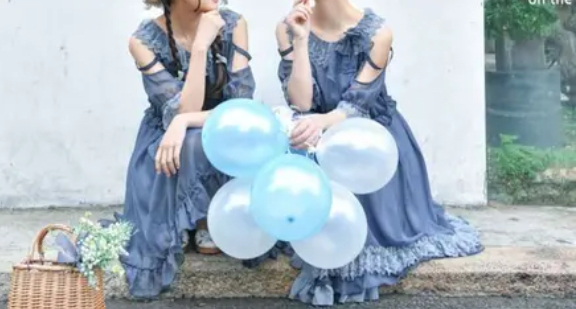 ワンピース 双子コーデ 青色 かわいい 夏 フリル 韓国ファッション Sweetly