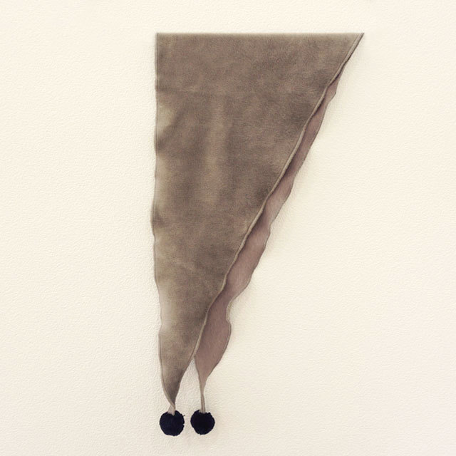 韓国子供服 女の子 男の子 ストール ポンポン付きストール グレー こども服 子供服 かわいい 可愛い オシャレ おしゃれ お洒落 シンプル ナチュラル おしゃれな子供服専門店 Hug