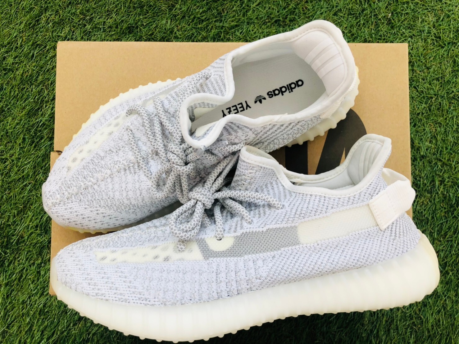 v2 static reflective