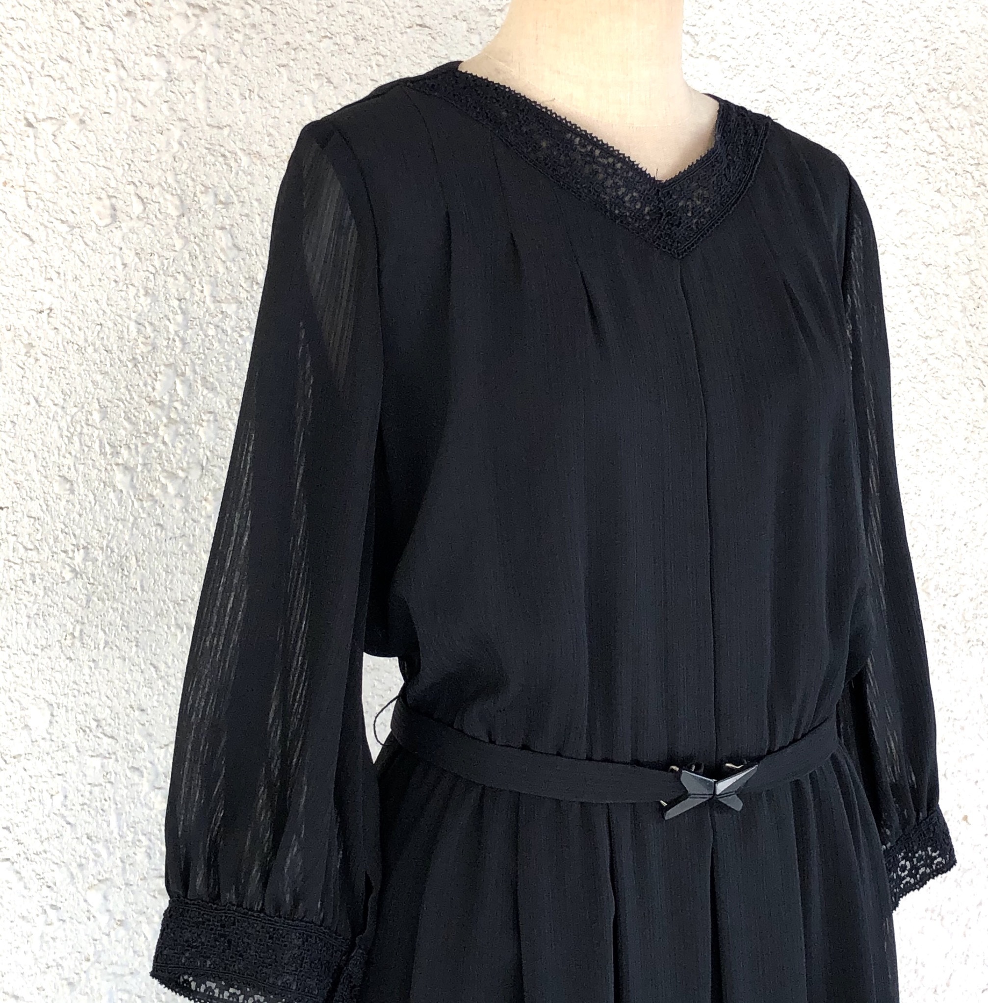 黒の七分袖ワンピース コルビジェ