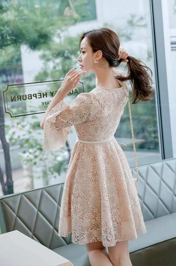 パーティードレス 透かし彫り フレア袖 レースワンピース 黒 白 総レース 白レース 大きいサイズ パーティー ピンク 黒レース 体系カバー 韓国 刺繍 キャバ 新作 Ladys Paradise