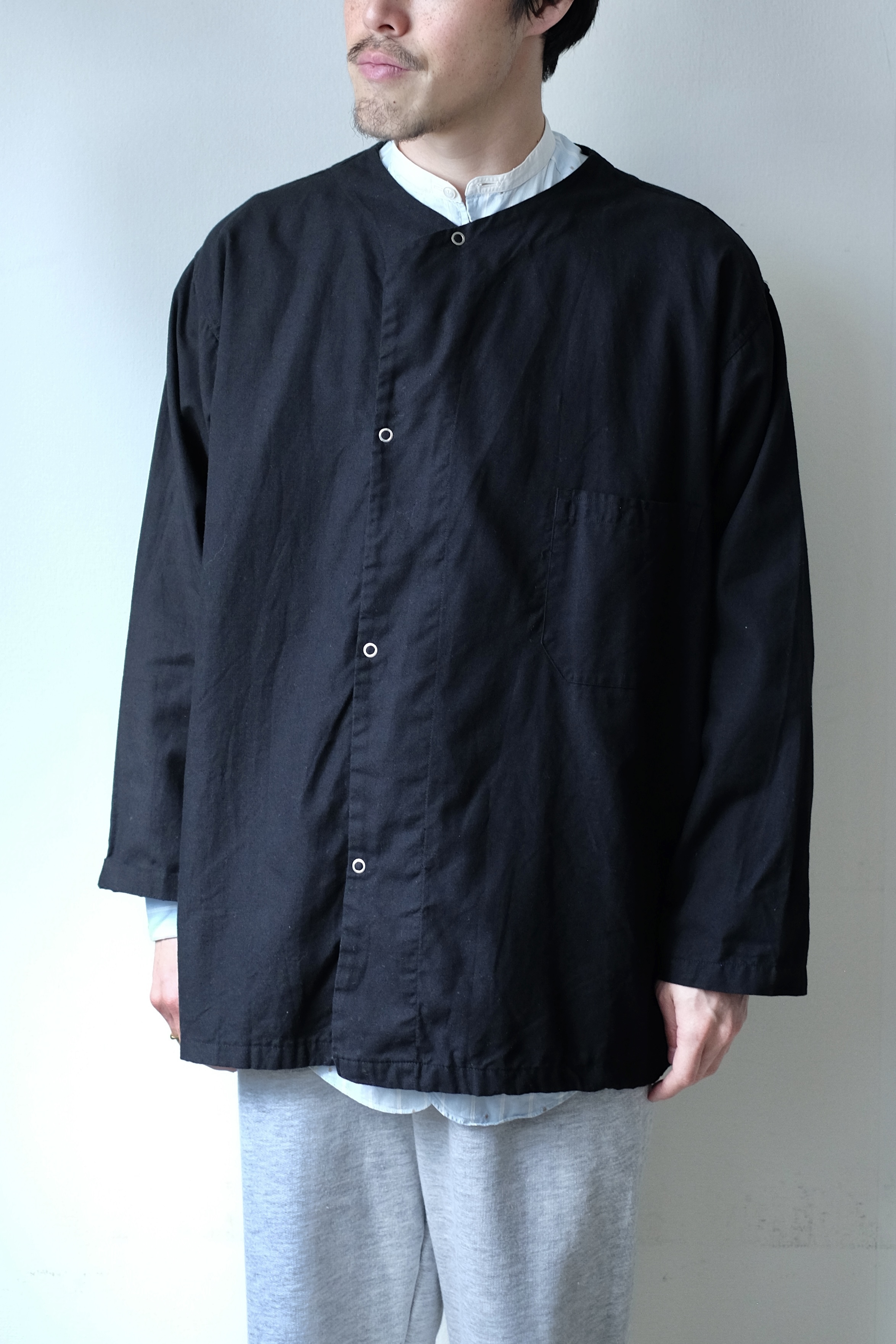 50s US army no collar pajama shirt “黒染め” の画像 5