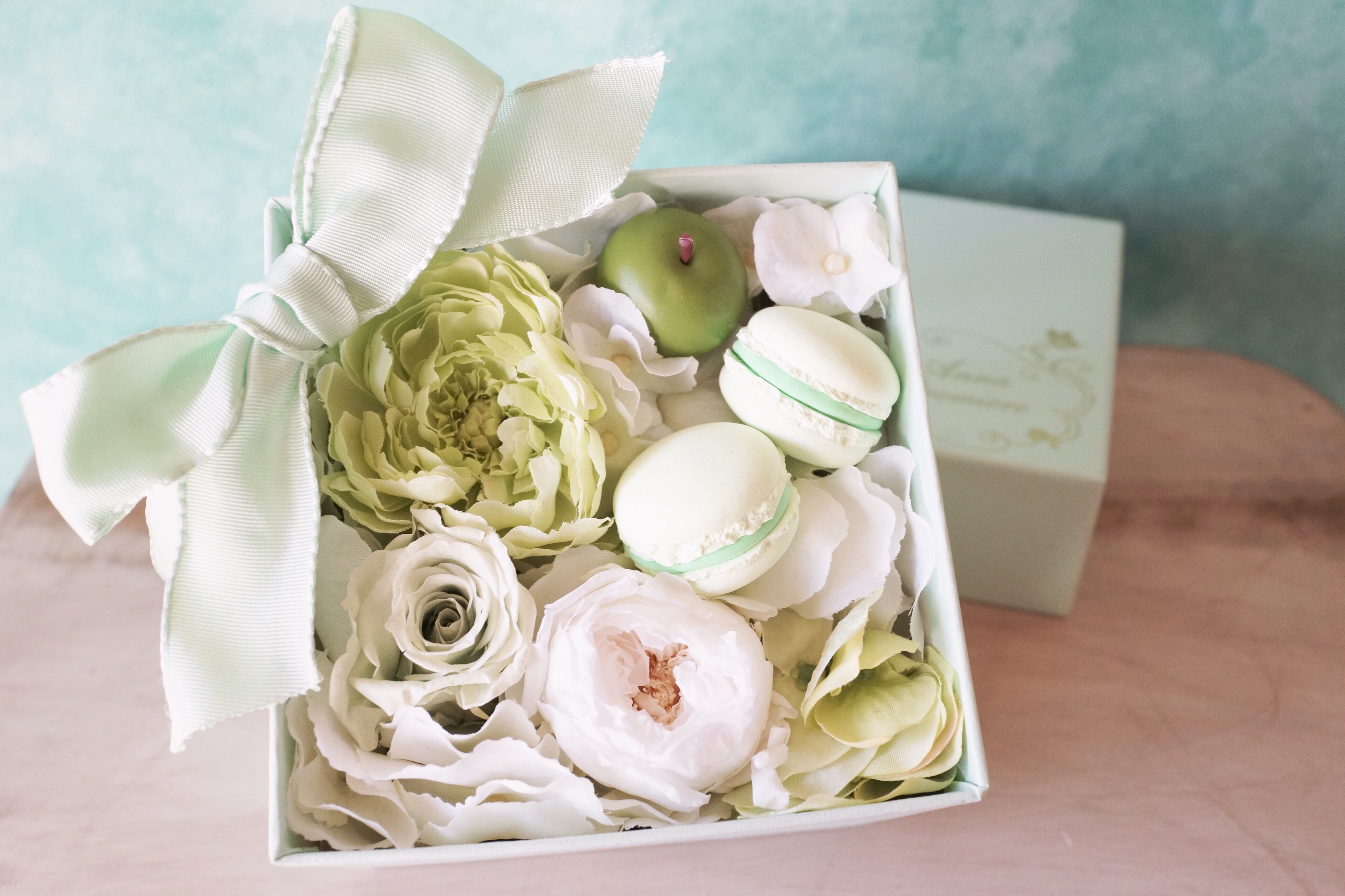 アロマストーンボックスフラワー/マカロン SS ミントグリーン(Box Flower Mint Green SS) | Anna Premiere