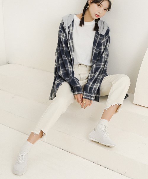 秋 ホワイト パンツ ジーンズ ハイウエスト レトロ ワイルド系 9分丈 クラシック ゆったり レディース Manajily オルチャン 韓国 プチプラレディースファッション 秋 ホワイト パンツ ジーンズ ハイウエスト レトロ ワイルド系 9分丈 クラシック ゆったり レディース Manajily オルチャン 韓国 プチプラレディースファッション