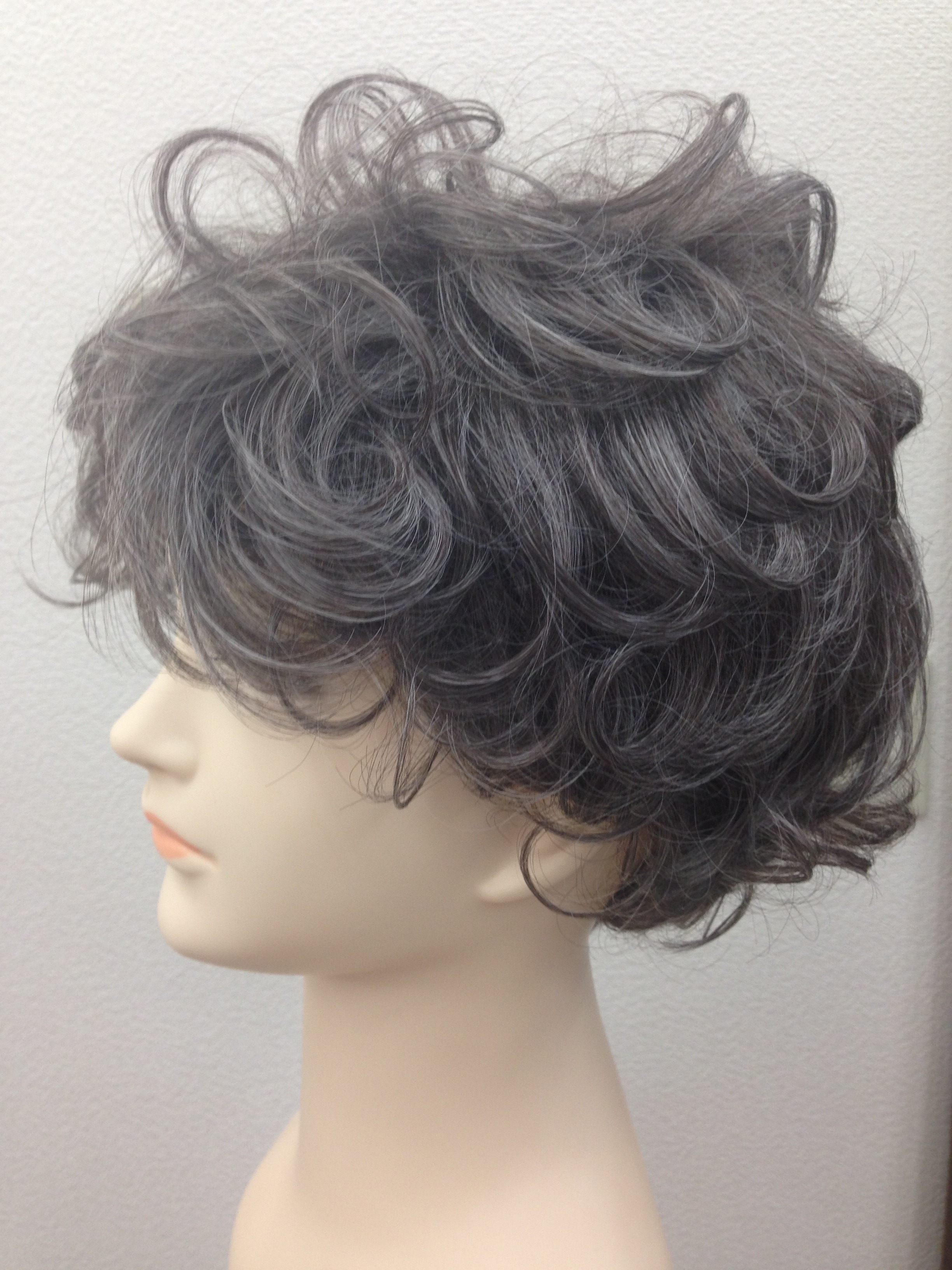 白髪ウィッグ きっちりパーマ Line Hair