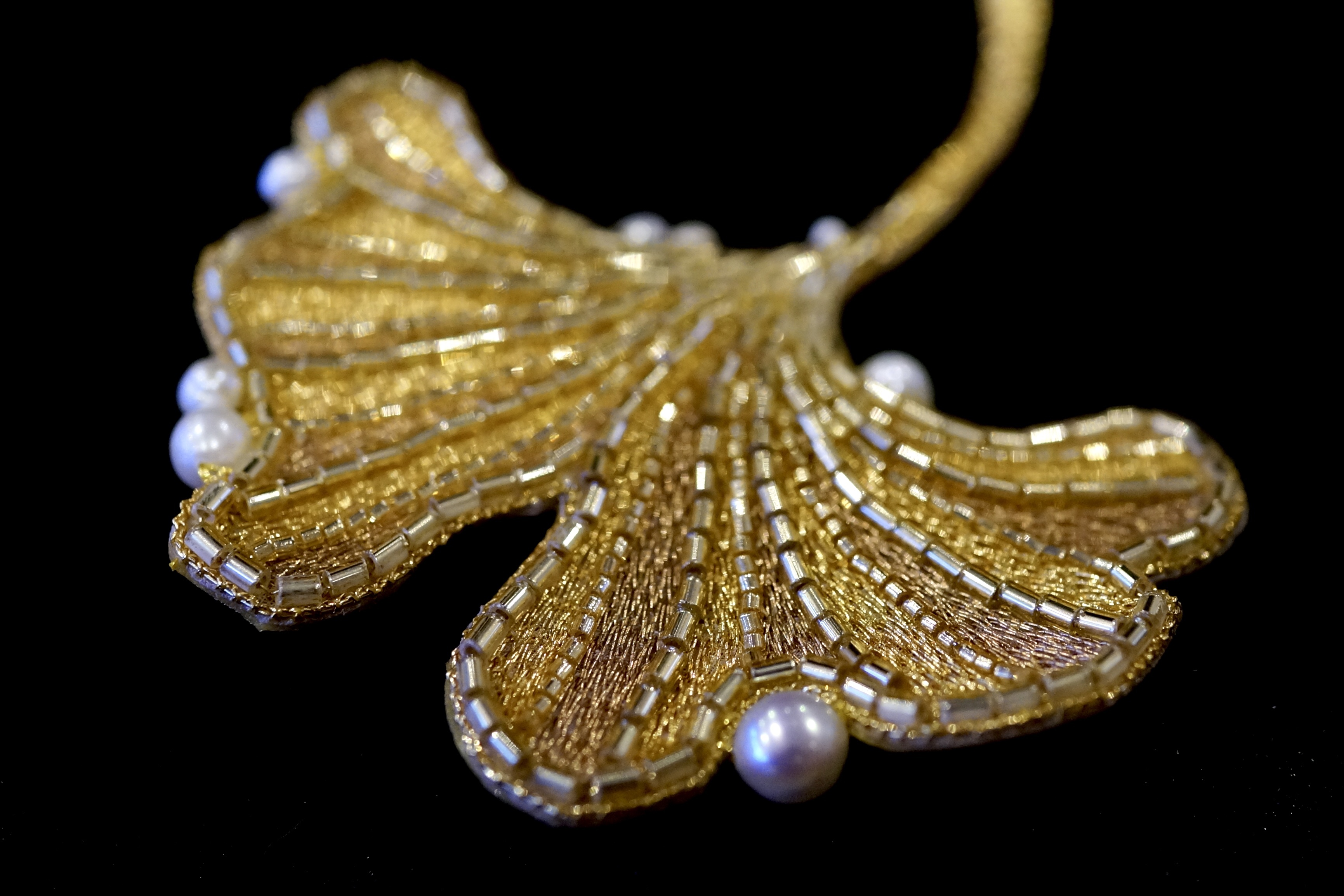Ginkgo brooch