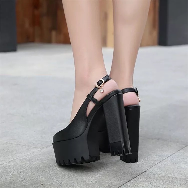 バックベルト 厚底チャンキーヒール パンプス Romary