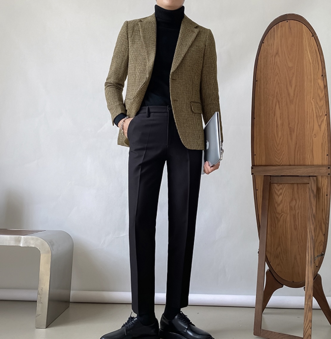 モテる40代のイケオジファッション!休日だけ肩が落ちてます!