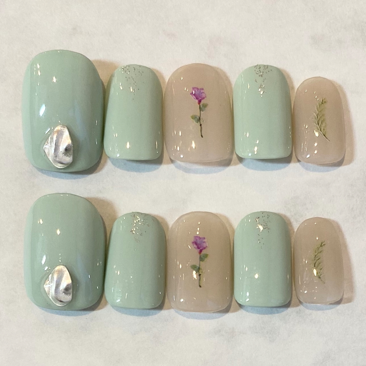 ドライフラワー リーフ ネイルチップ ネイルサロンabbie