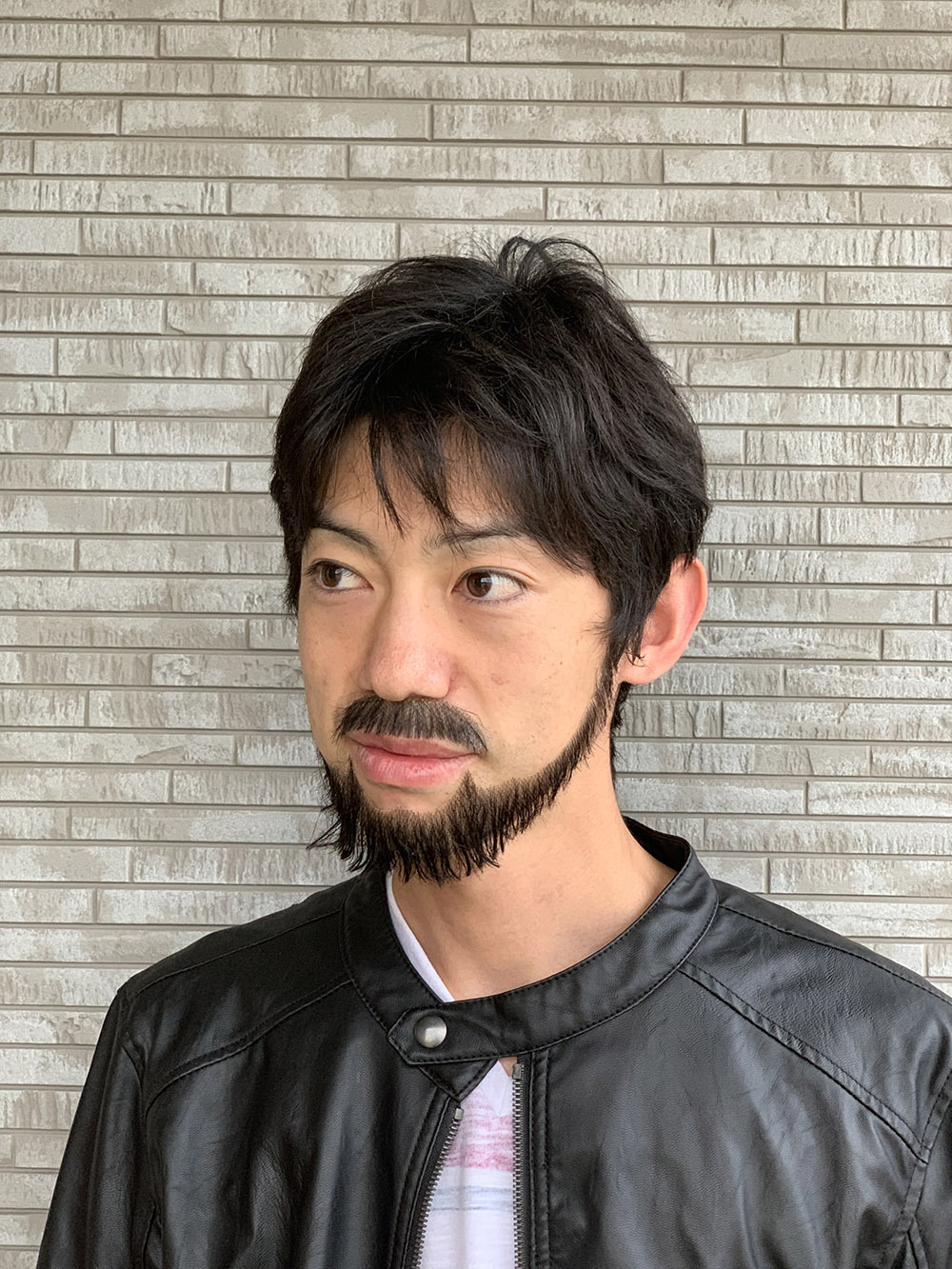 付け髭no 1 人毛100 髪製髭 ウィッグ 職人手作り品です 人気no 1商品です 付け髭販売専門店 ダンディーホリデー付けヒゲの通販店