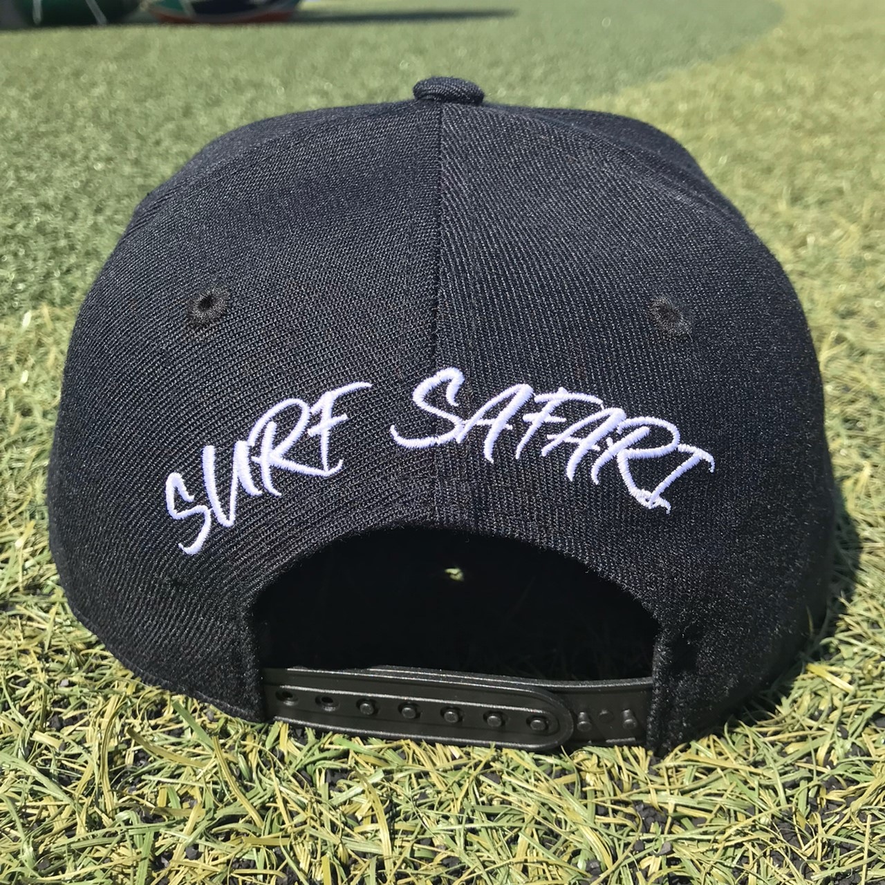 surf flat caps