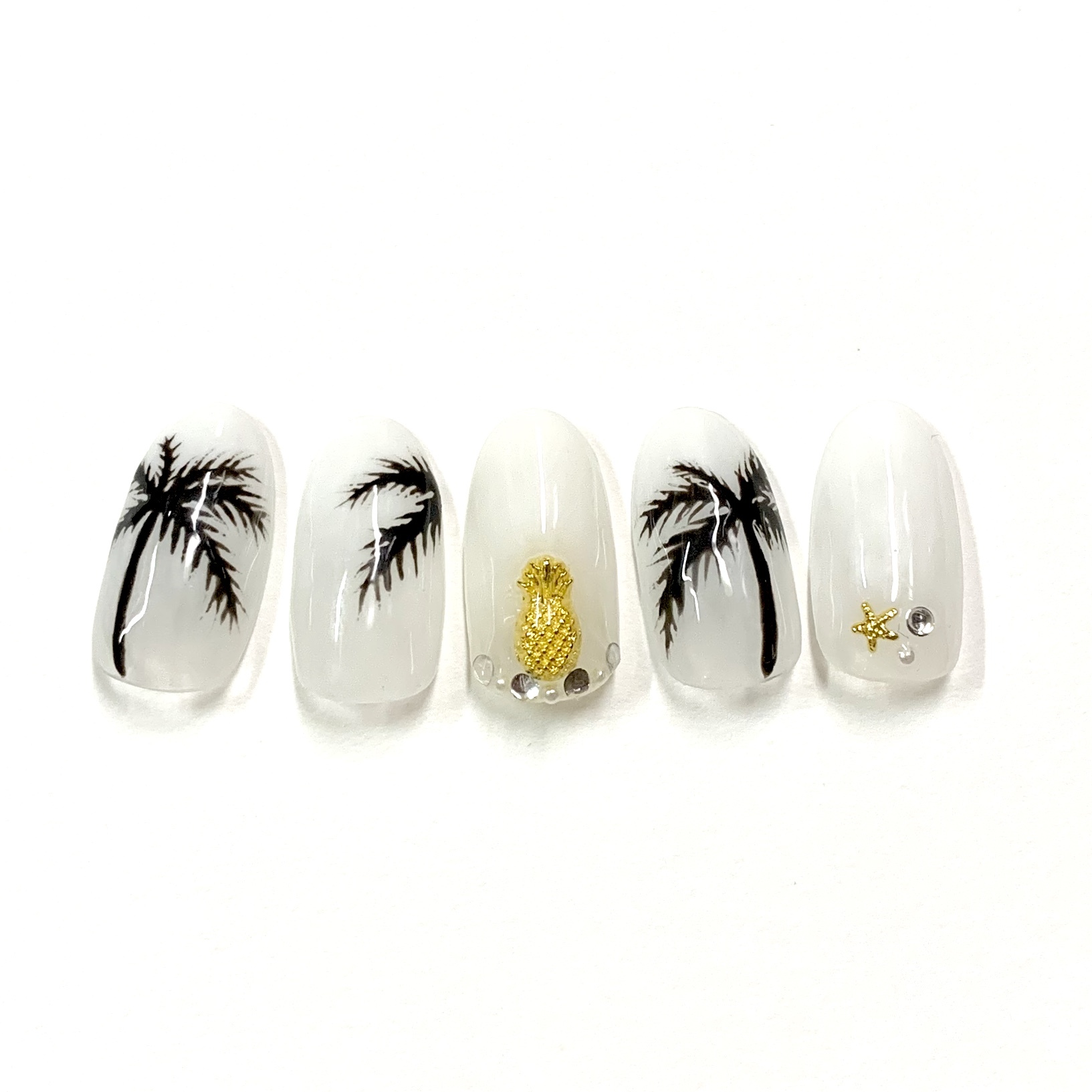 ヤシの木シルエットアートネイル Loveaul Nails