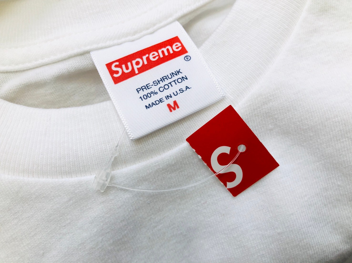 supreme t shirt label