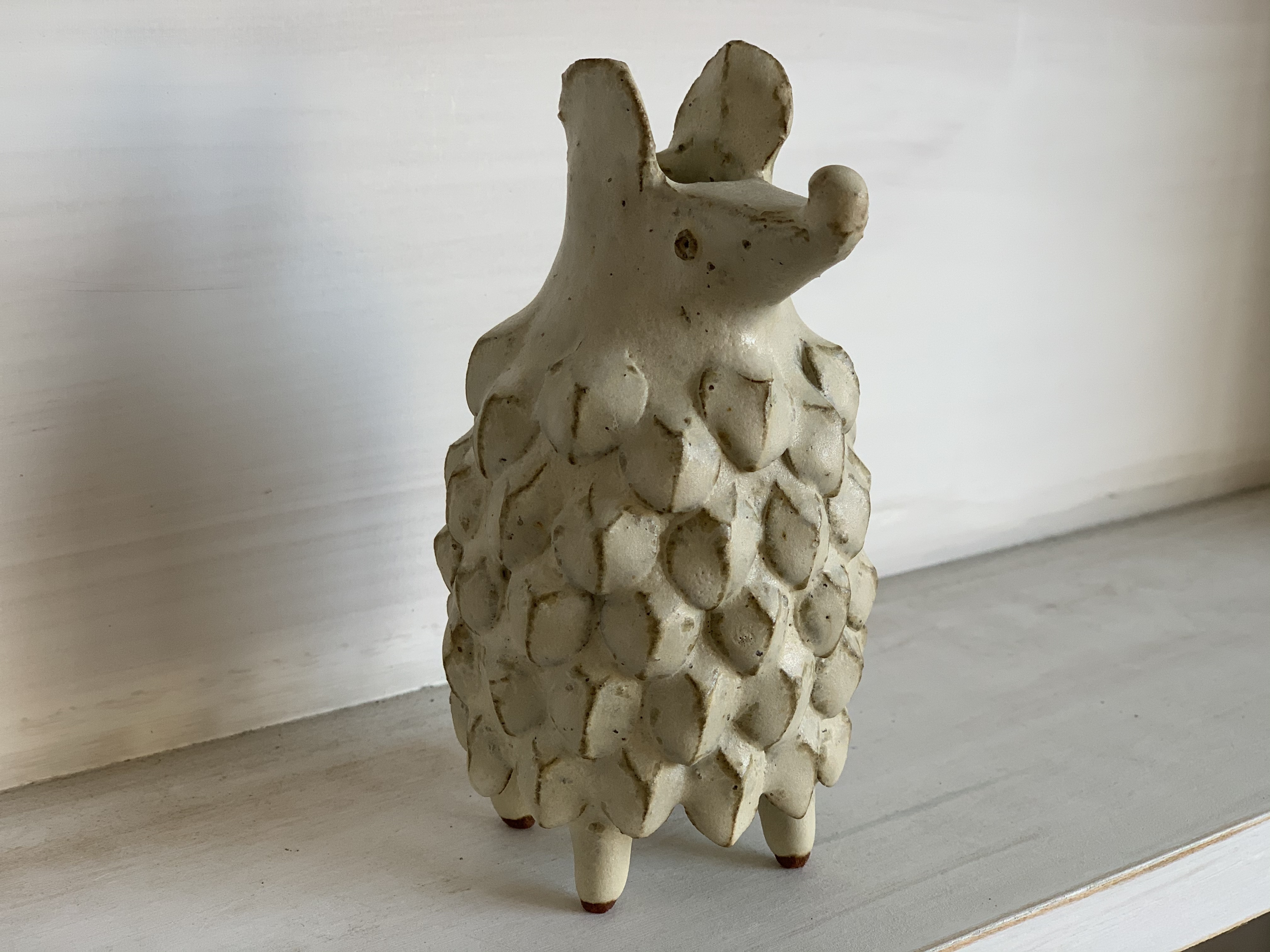 ねずみの花入れ ベージュ 器のしごと Utsuwa No Shigoto Web Shop