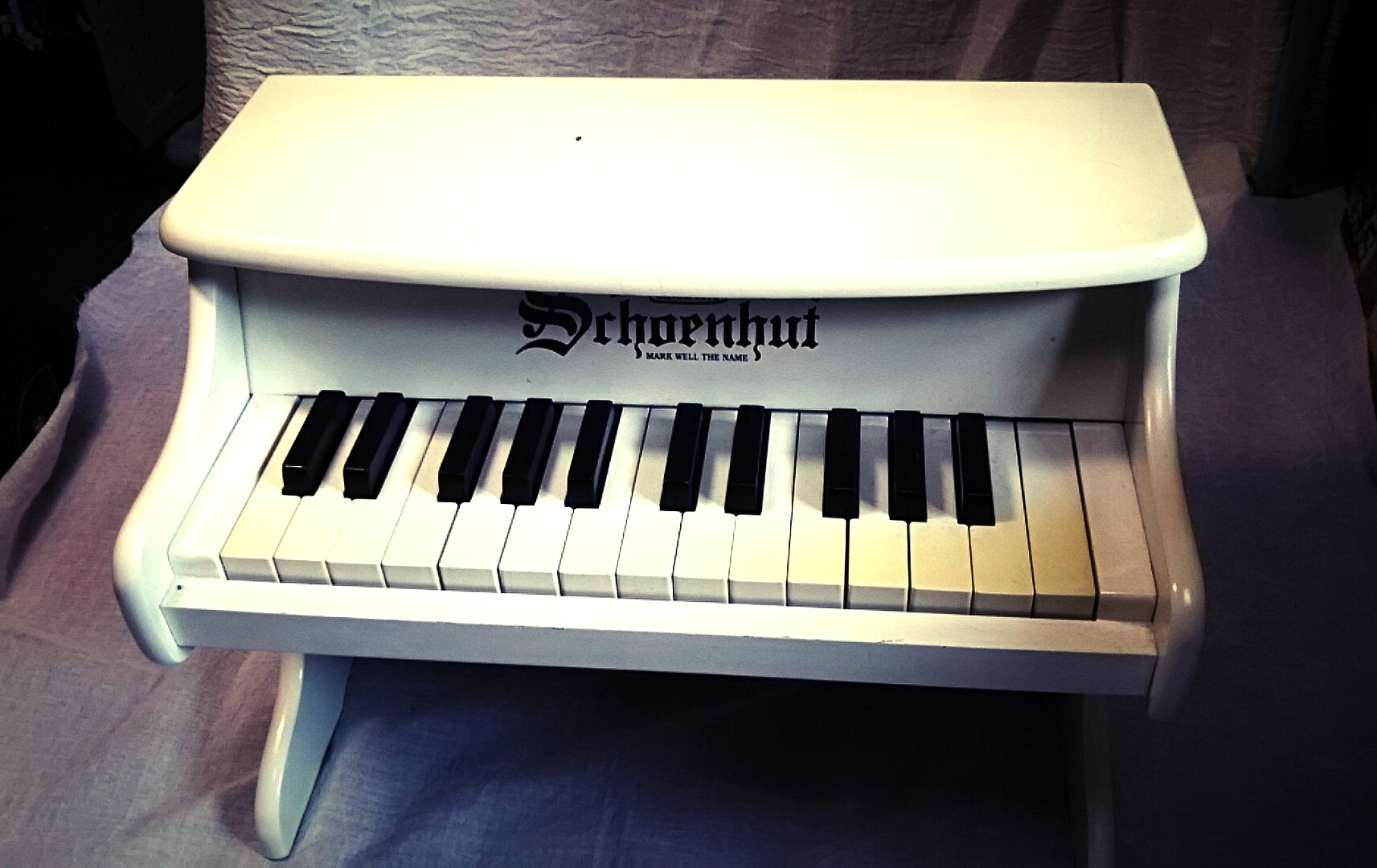 〔中古〕シェーンハット トイピアノ 白 25鍵盤 | おもちゃ楽器.com