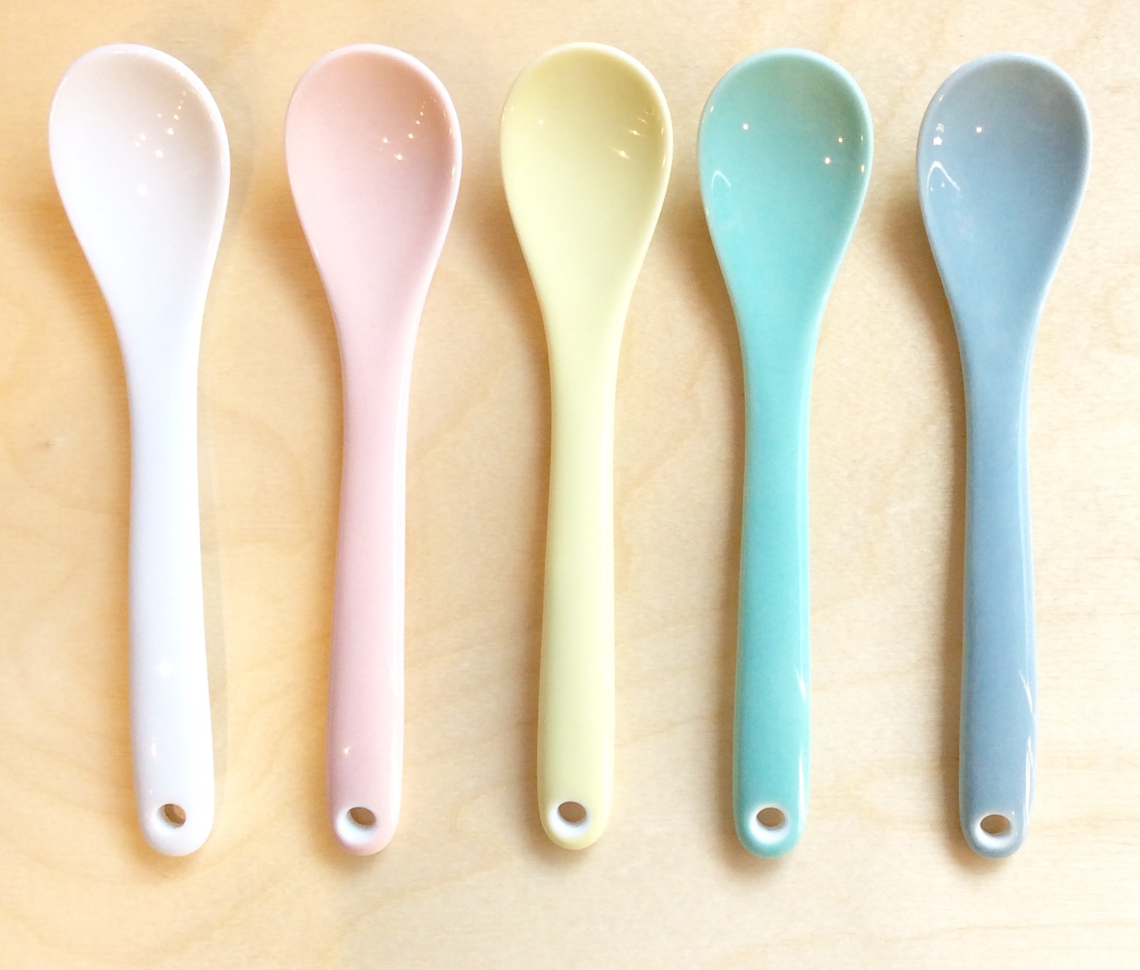 磁器スプーン ピンク Blauvogel