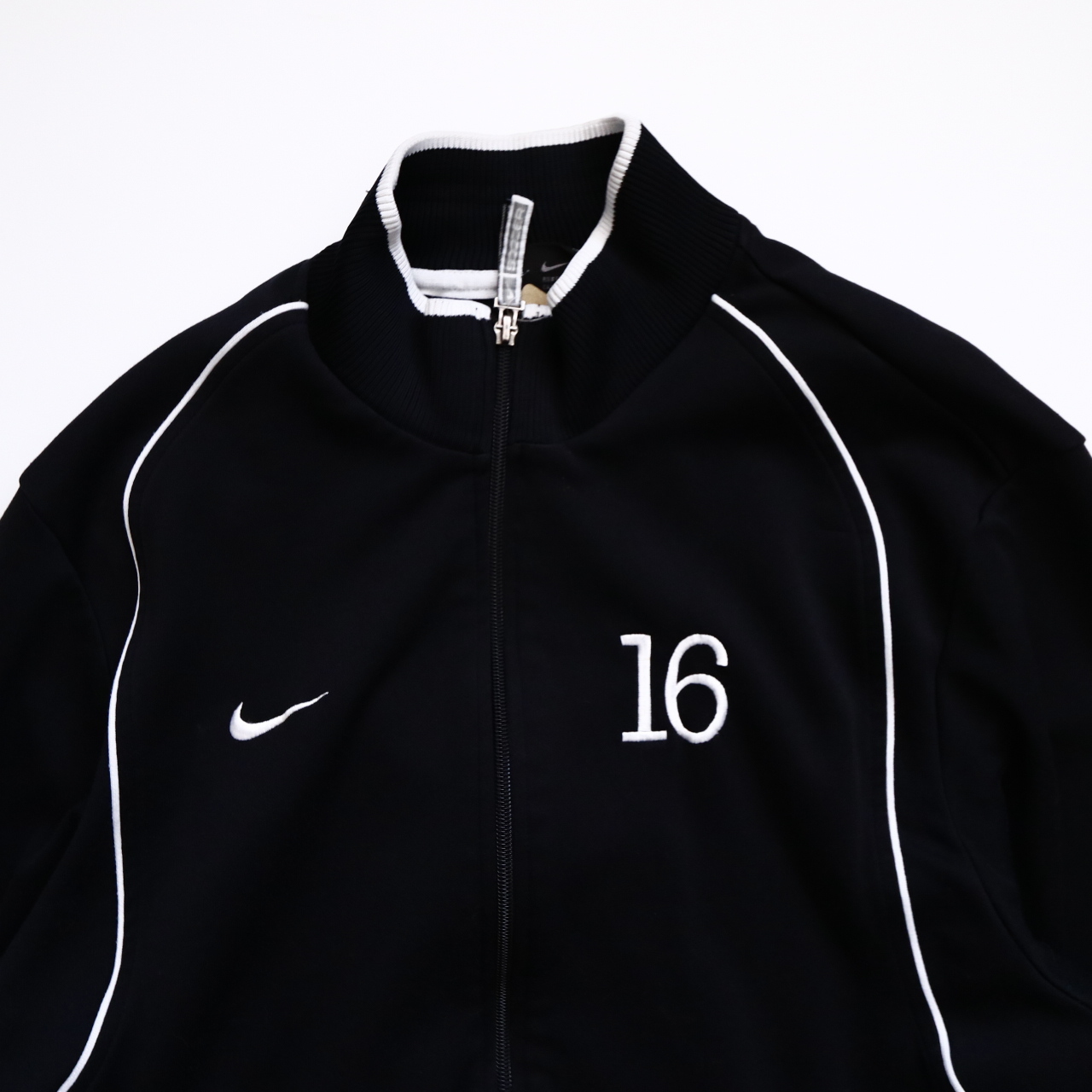 nike zip up shirt