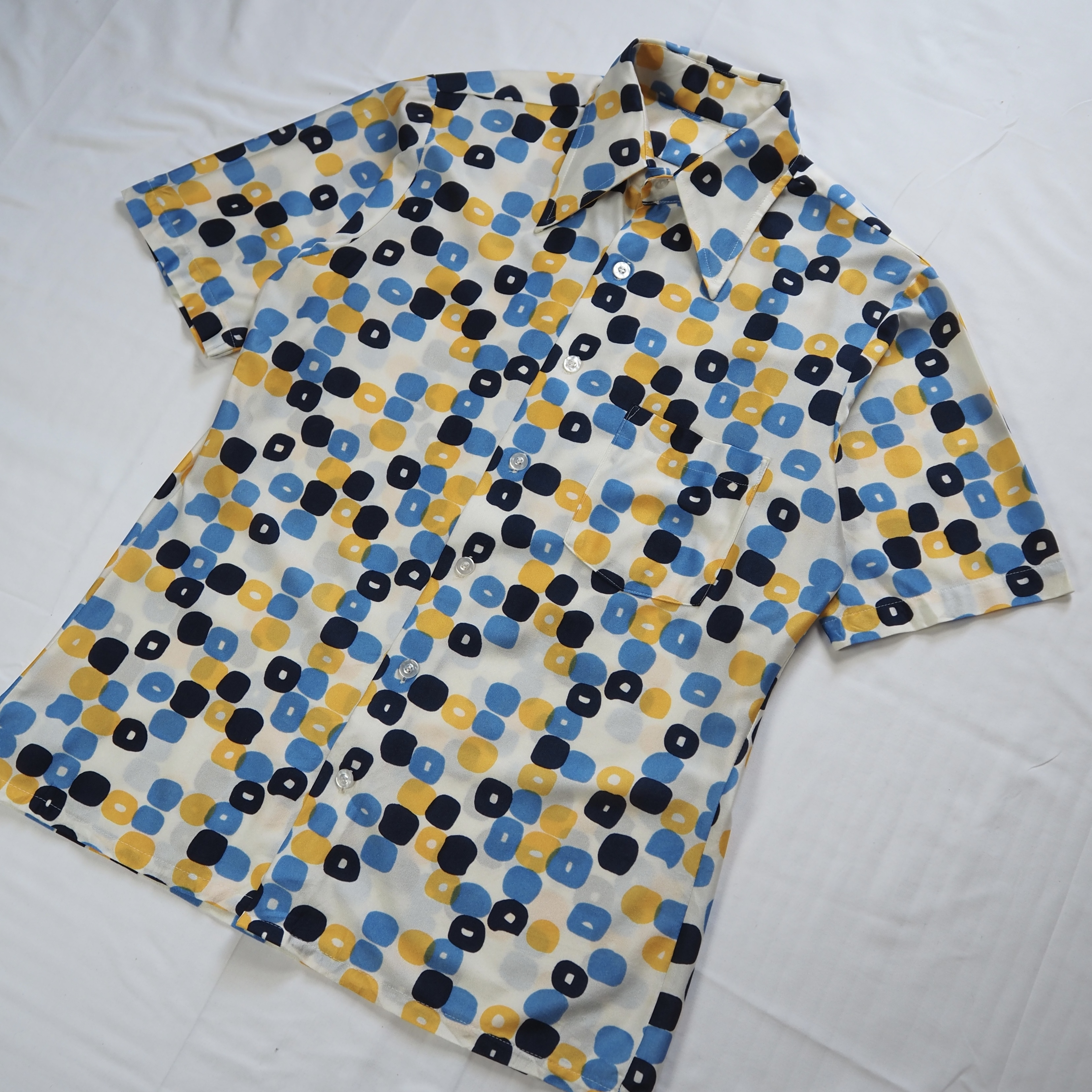 70’s 柄シャツ ポリエステルシャツ の画像 2