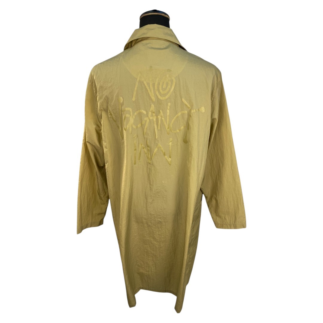 【STUSSY × No Vacancy Inn】ステューシー × ノーバカンシーインナイロンコート 20aw カーキ L