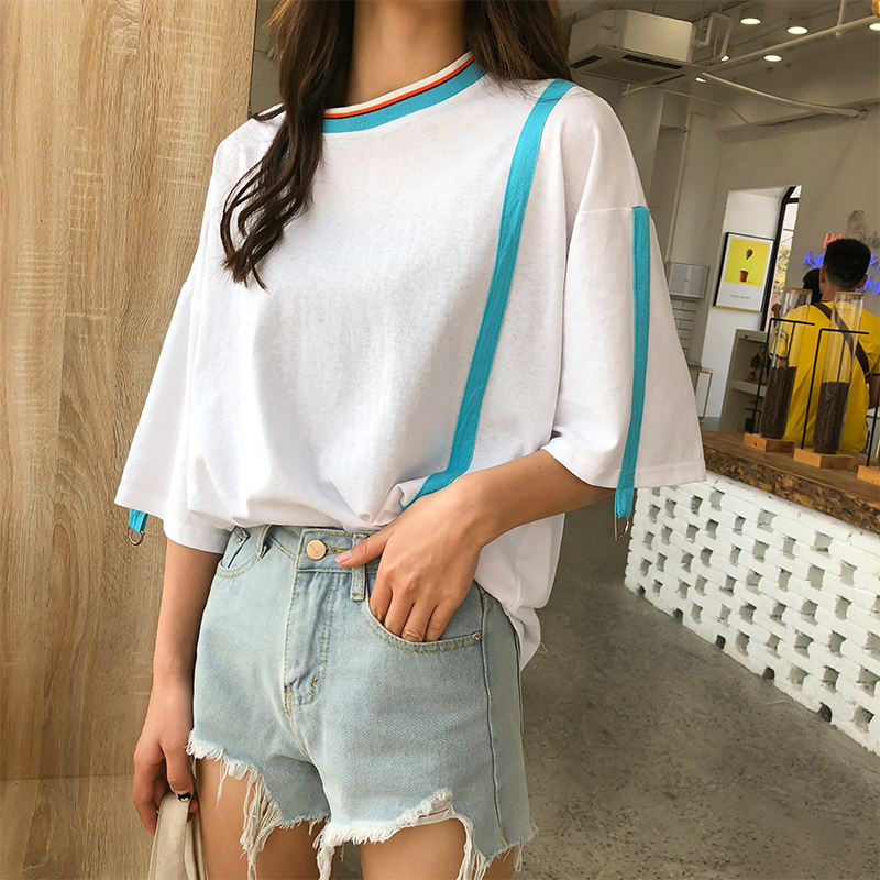 ライン入りが可愛くてオシャレな韓国風ゆったり半袖ブラウス 韓国風 韓国コーデ スポーツ ブラウス レース シャツ 半袖ブラウス オフィス シフォン フリル 襟付き リボン 大人可愛い 麻 秋新作 ゆったり Ladys Paradise