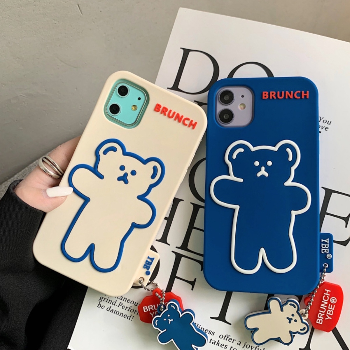 Iphone ケース 韓国 シリコン クマチャーム付きケース カバー お揃い 個性的 シンプル 大人 可愛い おしゃれ Iphone7 Iphone8 Iphonese2 Iphonex Iphonexs Iphonexr Iphonexsmax Iphone11 Iphone11pro Iphone11promax Iphone12 Iphone12pro Iphone12promax Iphone12mini Iphone ケース 韓国 シリコン クマチャーム付きケース カバー お揃い 個性的 シンプル 大人 可愛い おしゃれ Iphone7 Iphone8 Iphonese2 Iphonex Iphonexs Iphonexr Iphonexsmax Iphone11 Iphone11pro Iphone11promax Iphone12 Iphone12pro Iphone12promax Iphone12mini