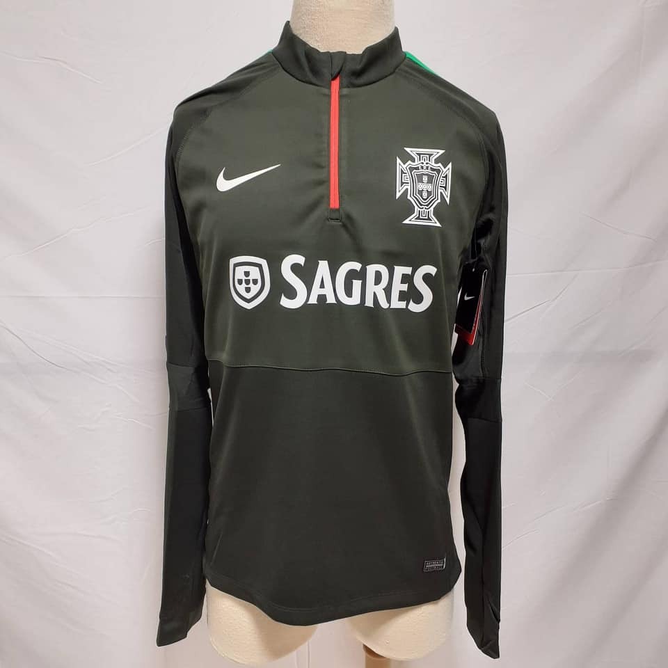 サッカー ポルトガル代表 16 トレーニングウェア ハーフジップ ナイキ Nike Freak スポーツウェア通販 海外ブランド 日本国内未入荷 海外直輸入