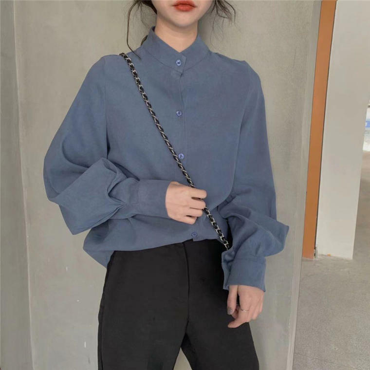 送料無料 トップス ブラウス スタンドカラー ボリューム袖 前あき くすみブルー くすみピンク くすみカラー トレンド 流行 秋冬 Eine Katze 送料無料 トップス ブラウス スタンドカラー ボリューム袖 前あき くすみブルー くすみピンク くすみカラー トレンド 流行 秋冬 Eine Katze