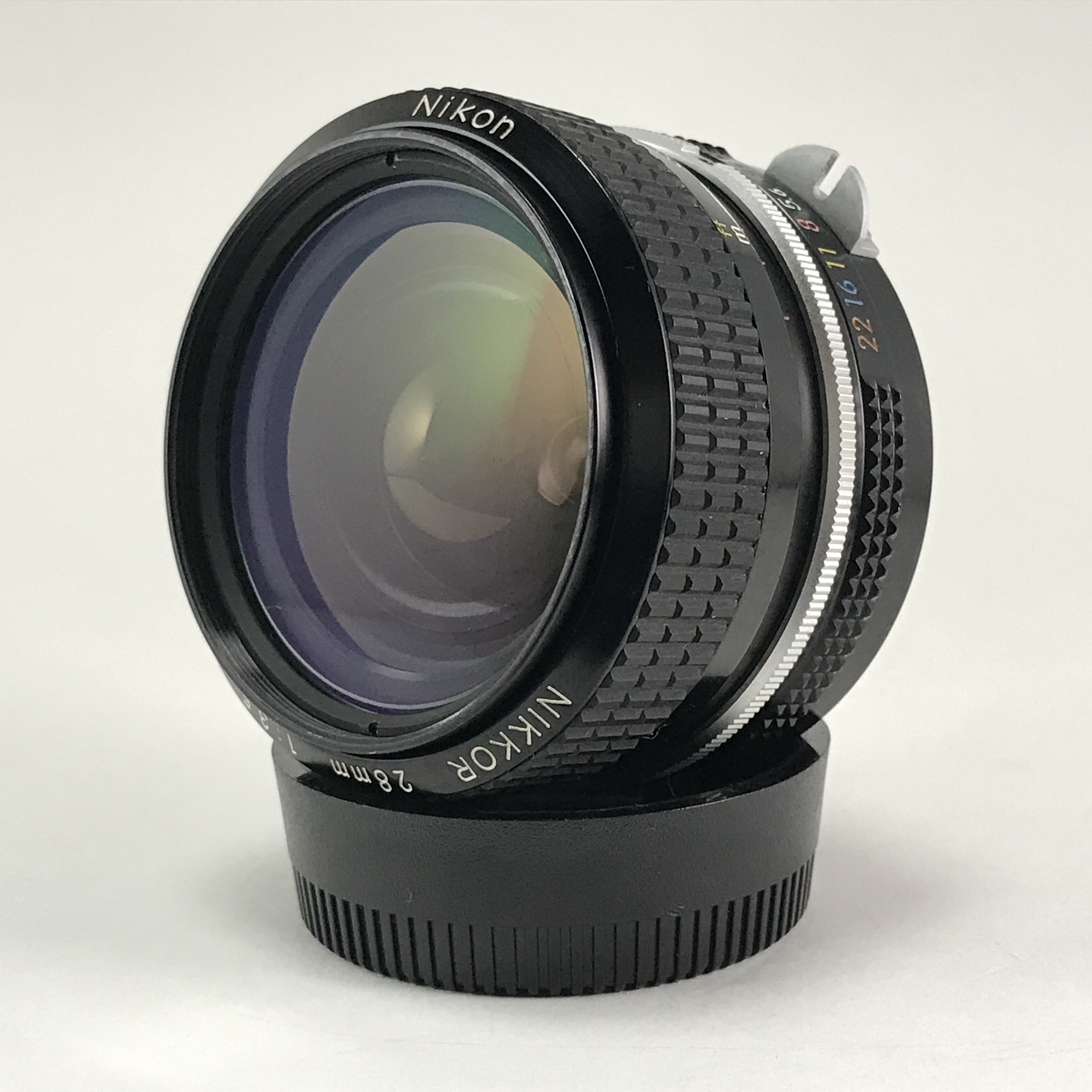 Nikon New NIKKOR 28mm F3.5 | ヨアケマエカメラ