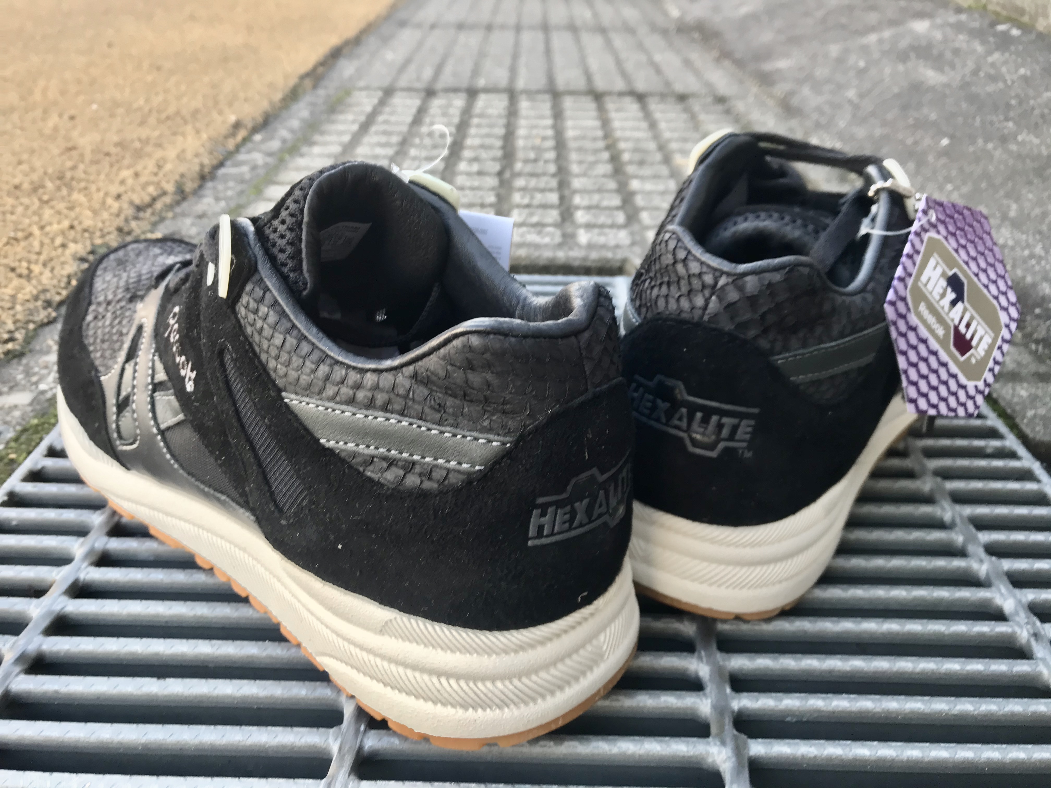reebok steel toe tennis shoes