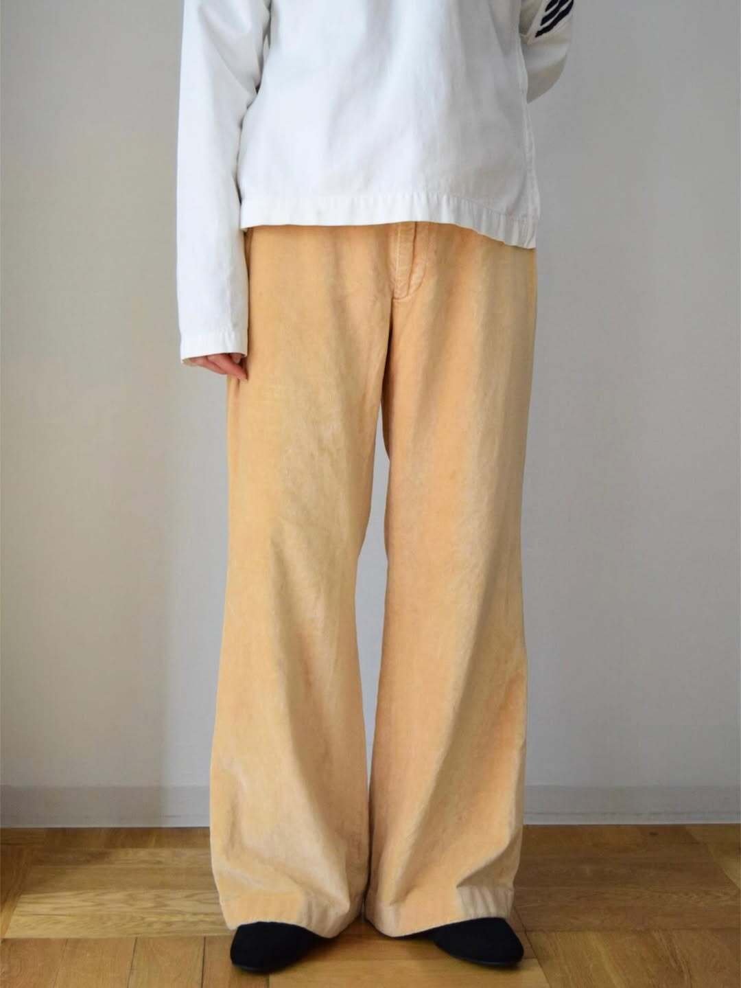 Velour flared pants の画像 2