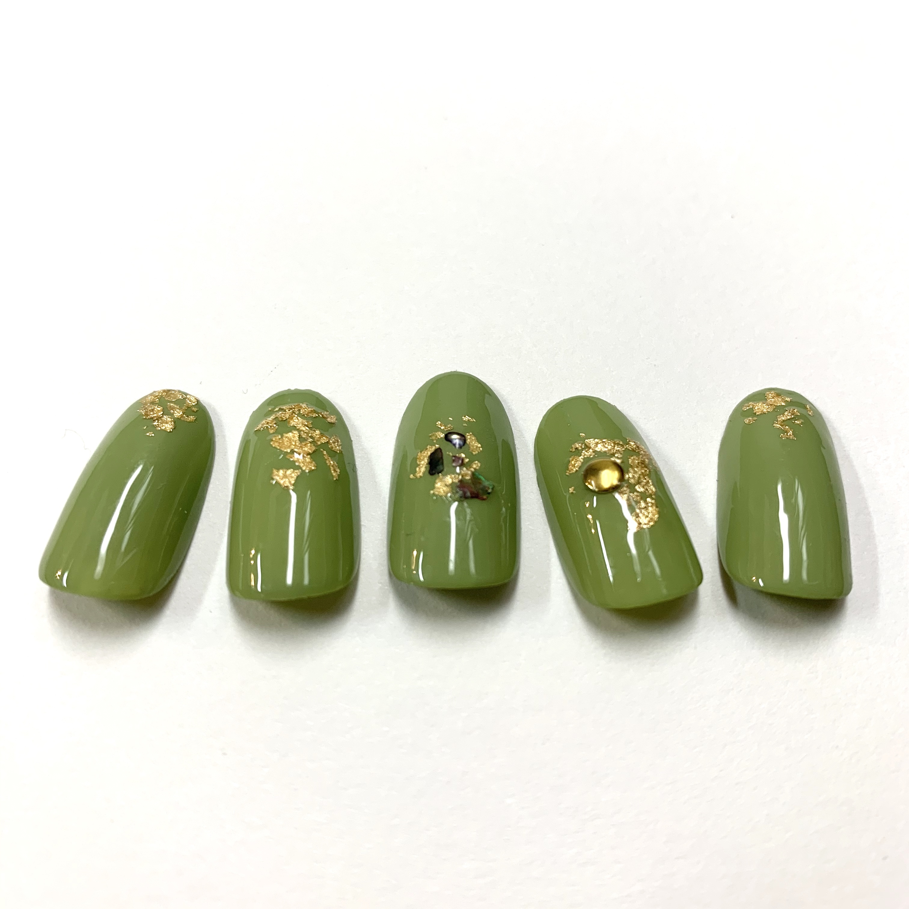 金箔アースカラーネイル Loveaul Nails