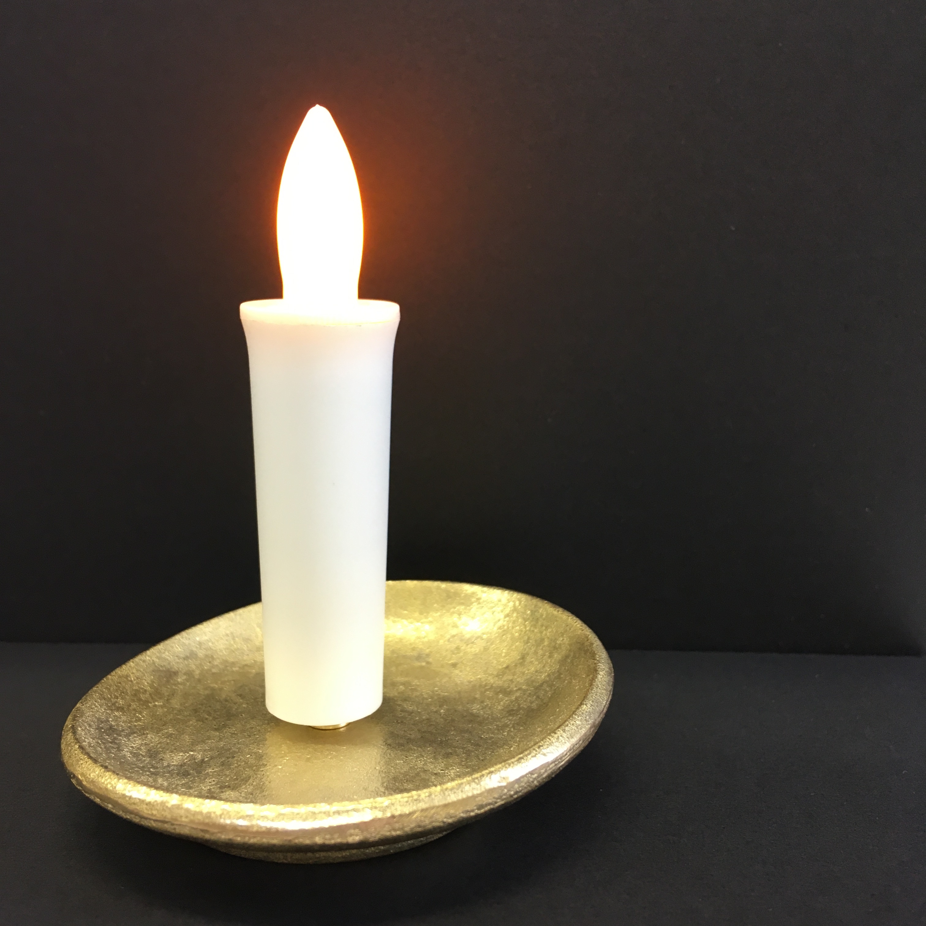 ロウソク型led10分タイマー 手軽に１０分間の瞑想をサポートする スイッチonで10分間点灯するロウソク型led照明と燭台のセット 瞑想蝋燭 Led 蝋燭 燭台セット A 278 For Slow Living
