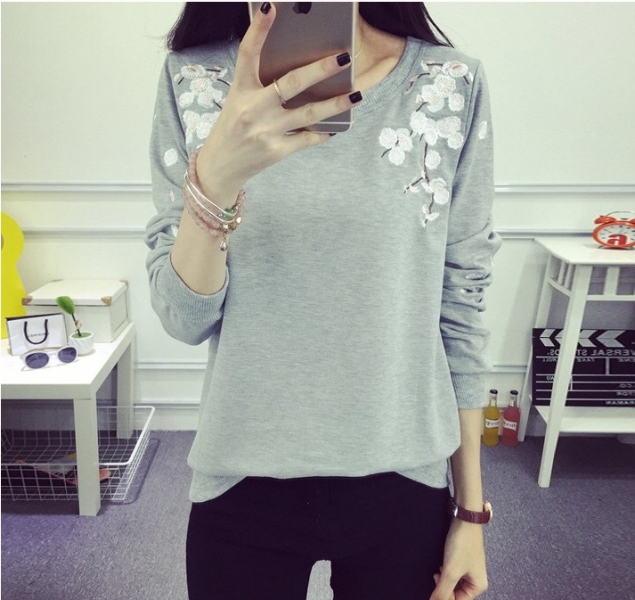 トレーナー スウェット 薄手トレーナー レディース 長袖 薄手 花刺繍 グレー レディースの海外トレンドファッション通販サイト Kahana トレーナー スウェット 薄手トレーナー レディース 長袖 薄手 花刺繍 グレー レディースの海外トレンドファッション通販サイト Kahana