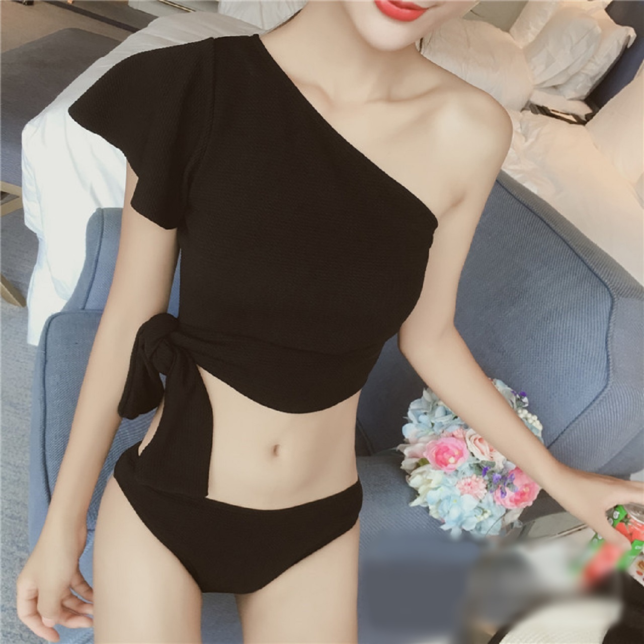 C セパレート水着 黒 ワンショルダー おしゃれ セクシー フリル リボン Swim In The Moon