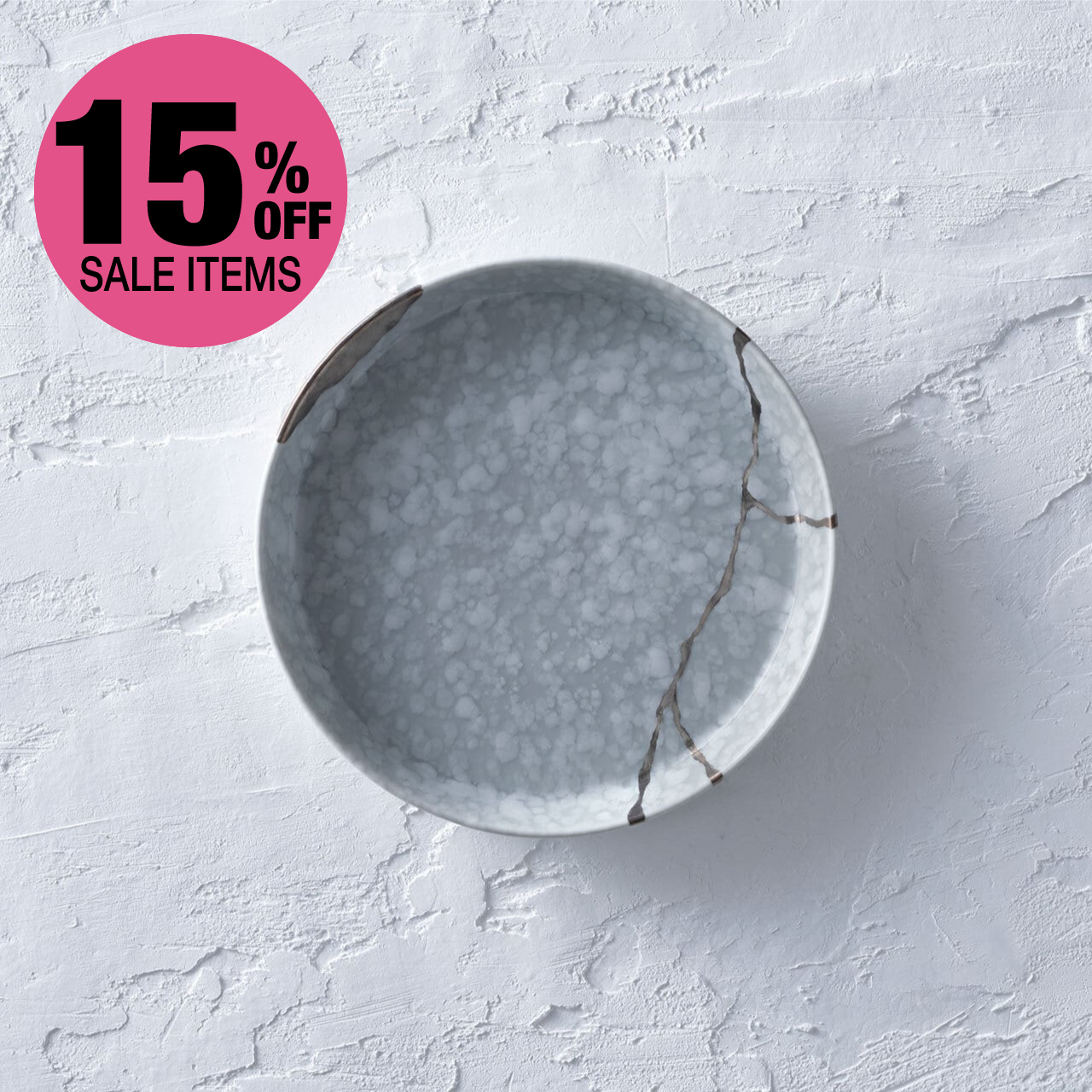 【UnCオリジナル／KINTSUGI風シリーズ】有田焼 16cm白バブル×プラチナ線サムネイル画像