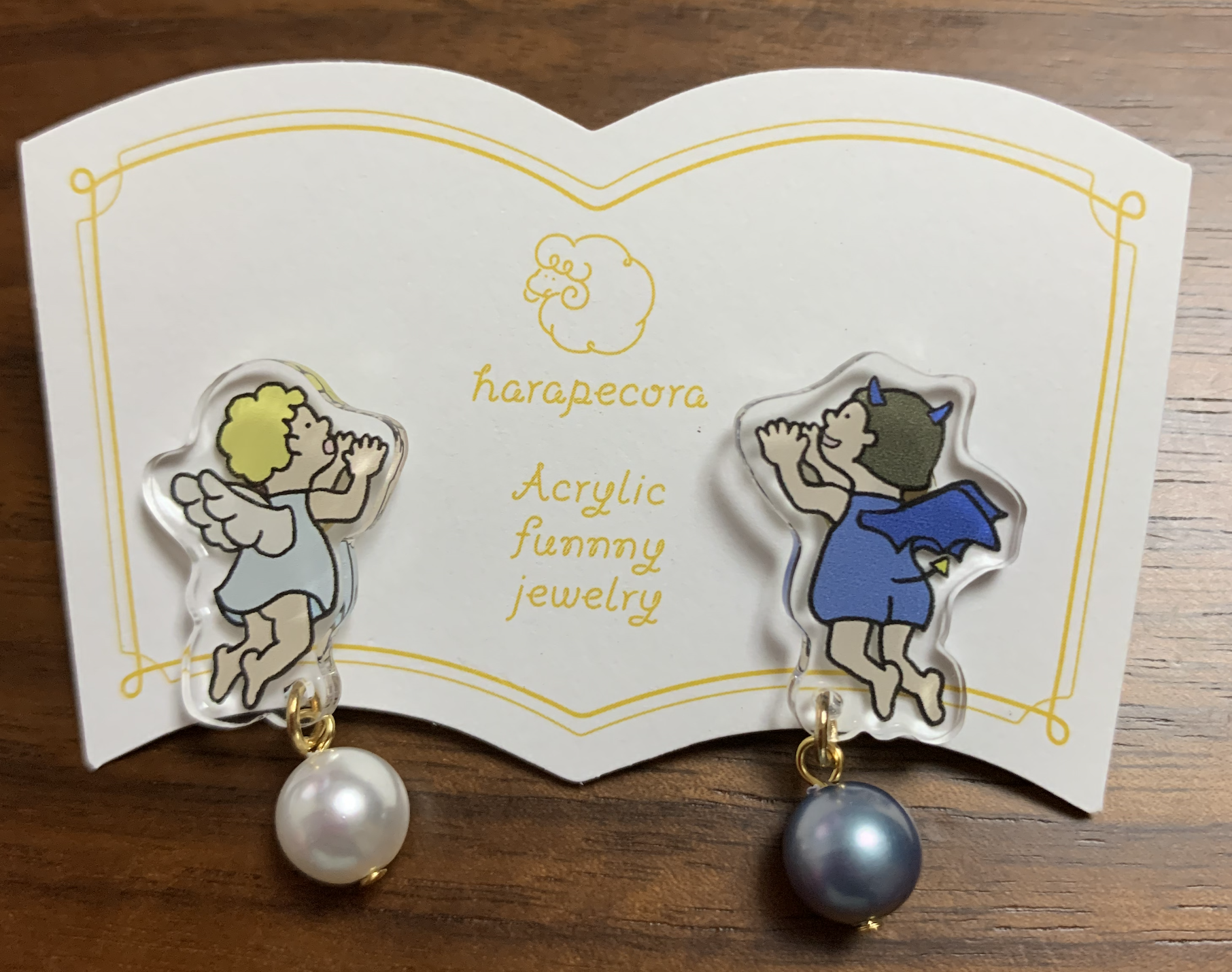 Shop Bissan Harapecora 耳元でささやく天使と悪魔のピアス Bissan Shop Bissan Harapecora 耳元でささやく天使と悪魔のピアス Bissan